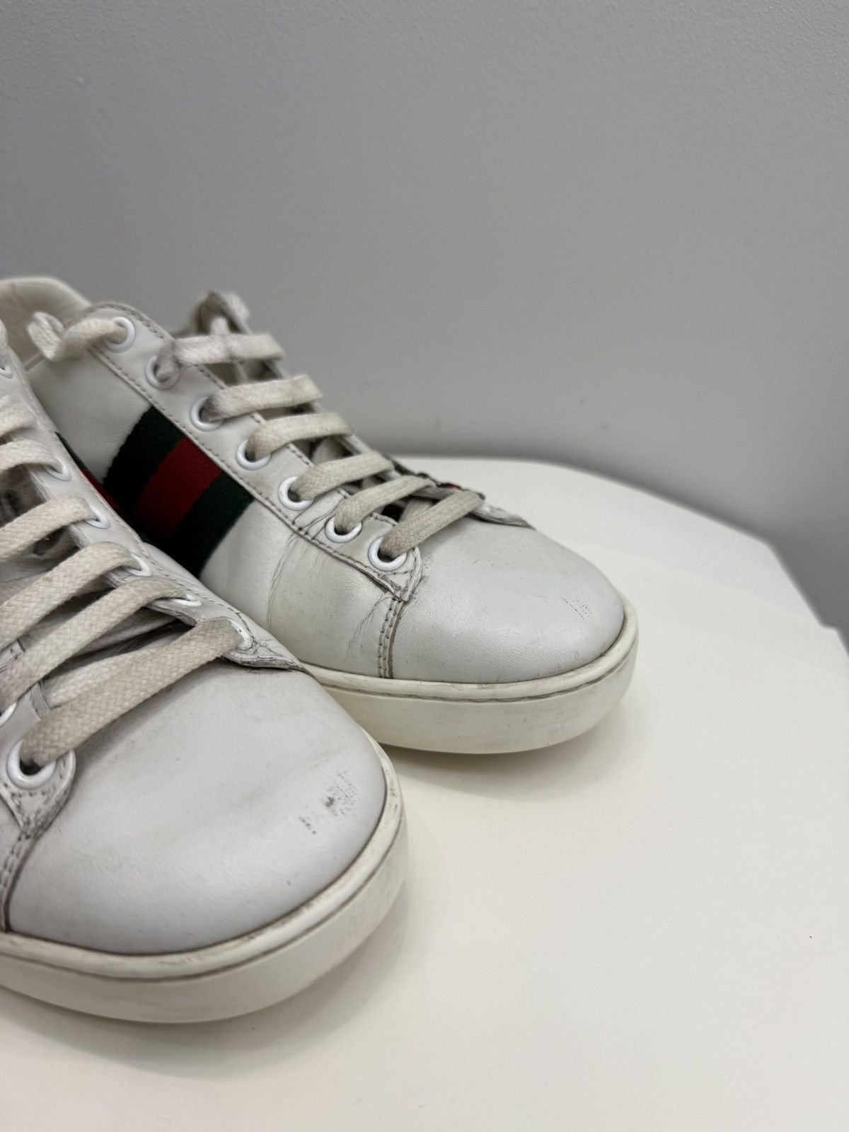 Gucci Gucci Ace Arrow OG Leather Low-Top Sneakers Size US 7 / IT 37 - 4 Thumbnail