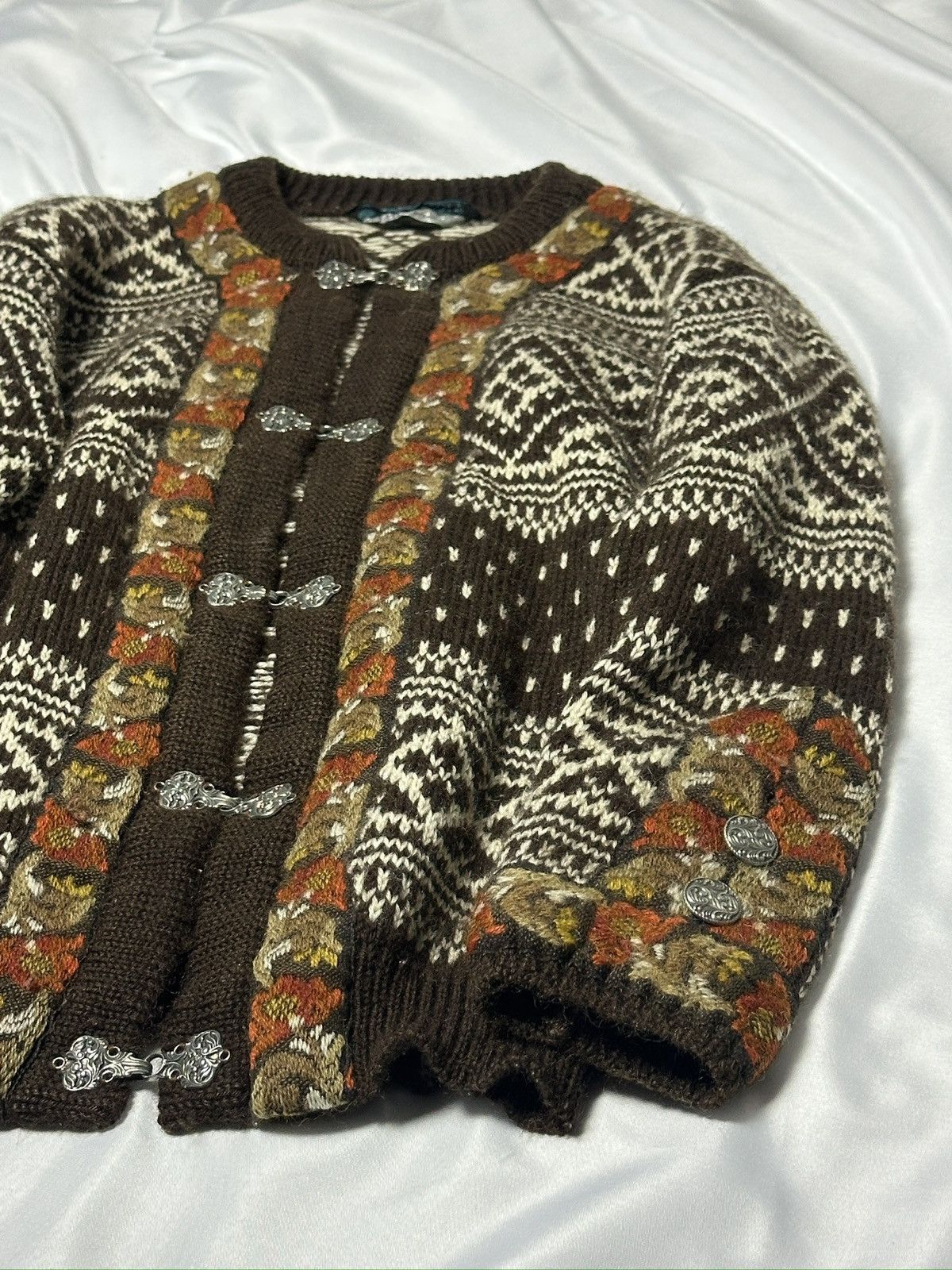 Dale Of Norway Vintage 100% Wool Dale Norway Autumnal Chain Buckle Cardigan Size US S / EU 44-46 / 1 - 8 Thumbnail
