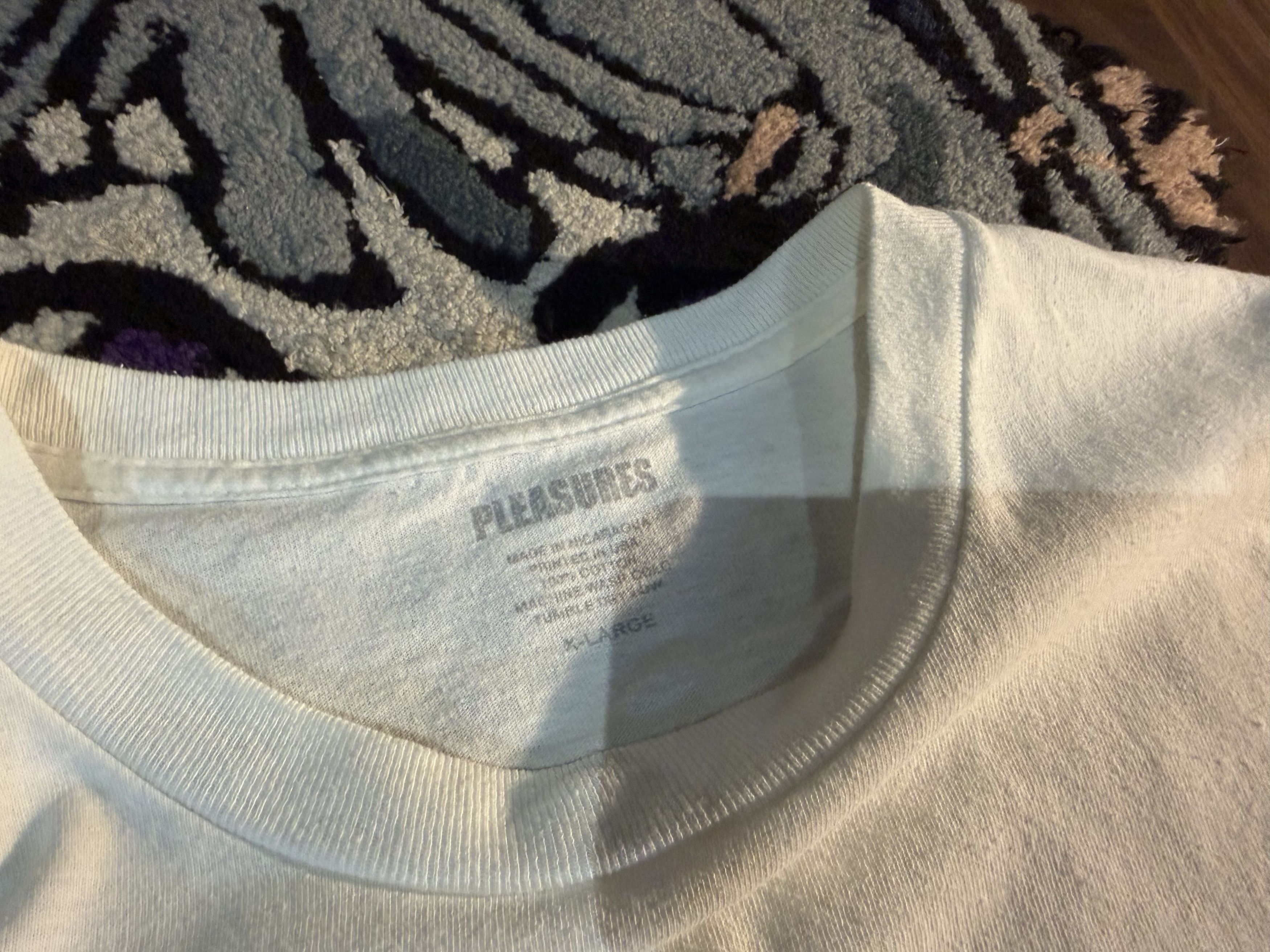 Pleasures PLEASURES logo shirt Size US XL / EU 56 / 4 - 3 Thumbnail