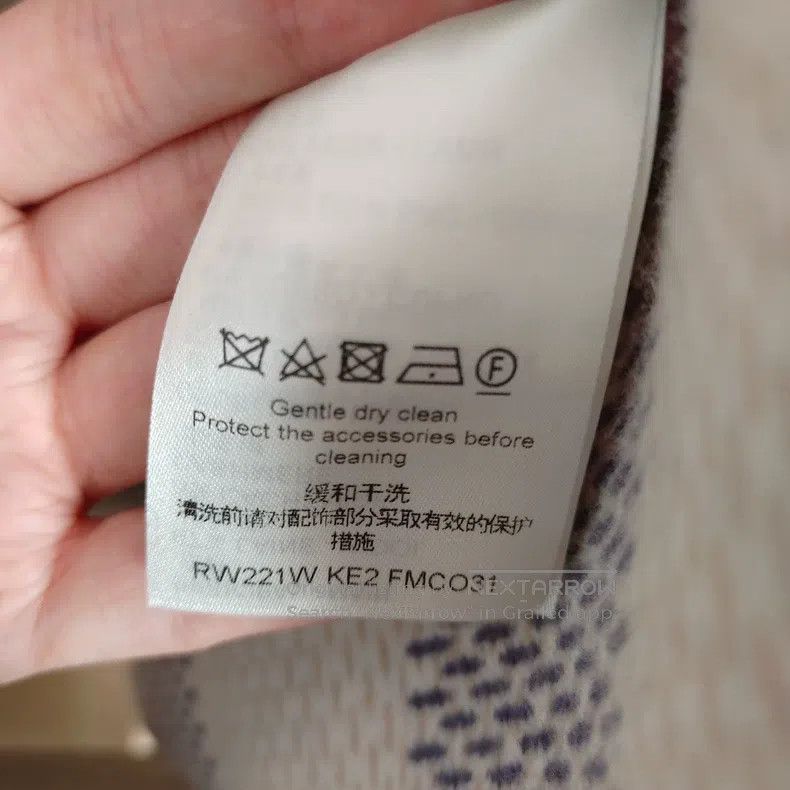 Louis Vuitton Louis Vuitton Cream-colored checkerboard bathrobe coat Size XS / US 0-2 / IT 36-38 - 3 Thumbnail