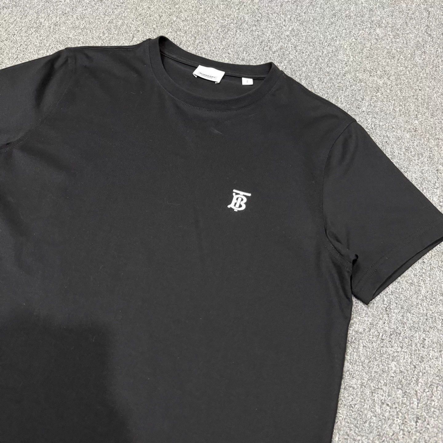 Burberry Burberry TB logo chest embroidered short sleeve black S Size S / US 4 / IT 40 - 3 Thumbnail