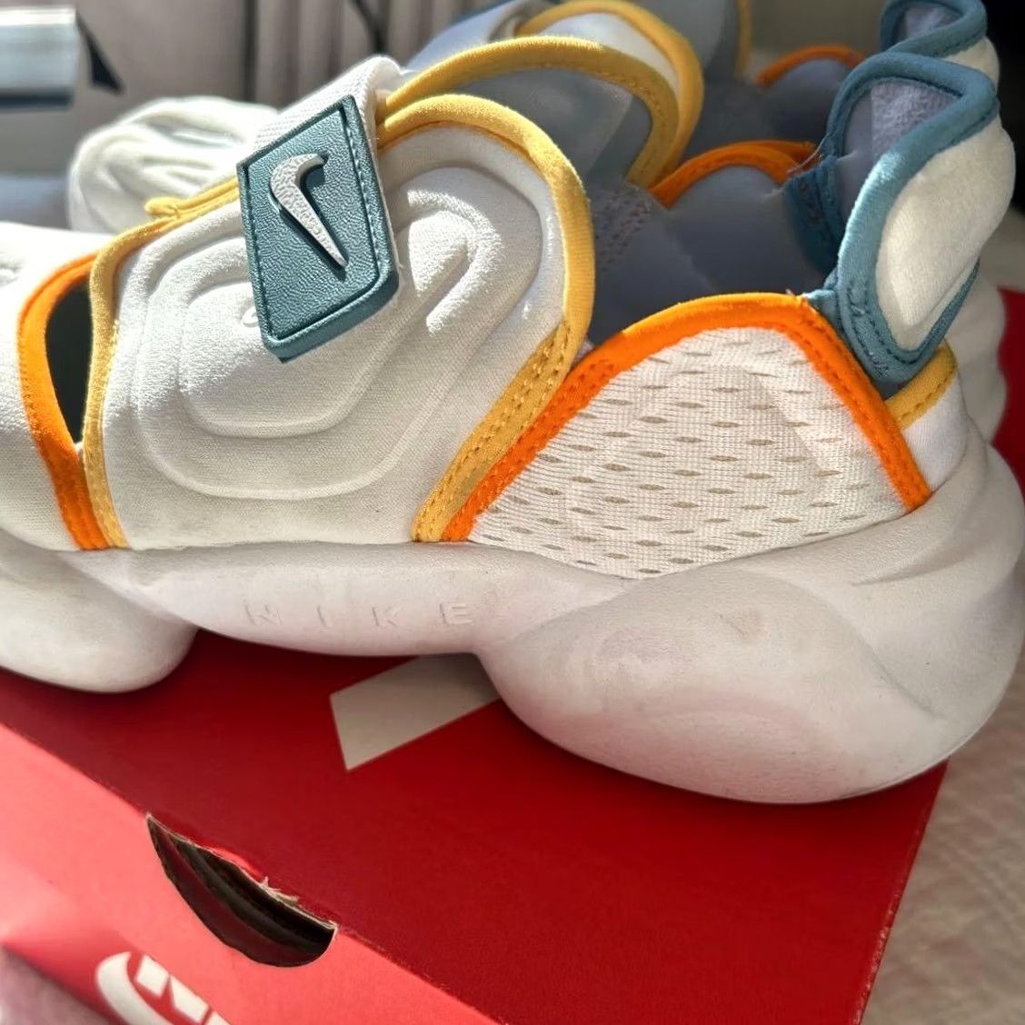 Nike Item Specifications: Brand: Nike Size US 8 / IT 38 - 5 Thumbnail