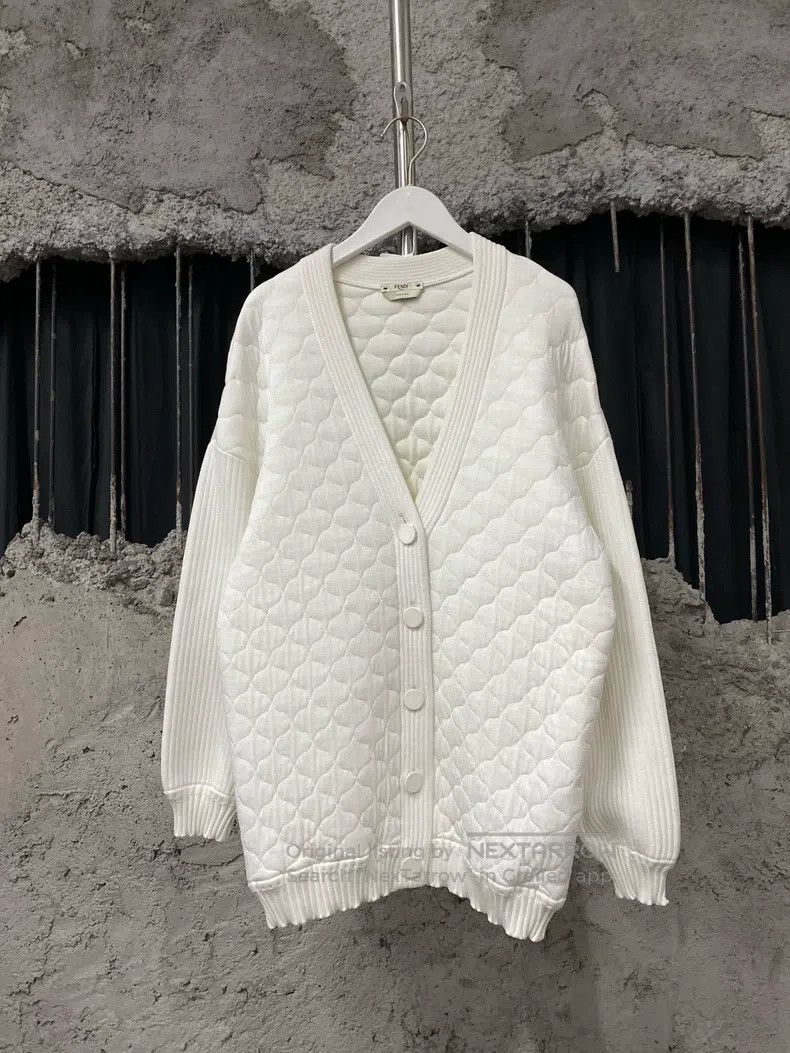 Other Fendi Cardigan Size XS / US 0-2 / IT 36-38 - 1 Thumbnail