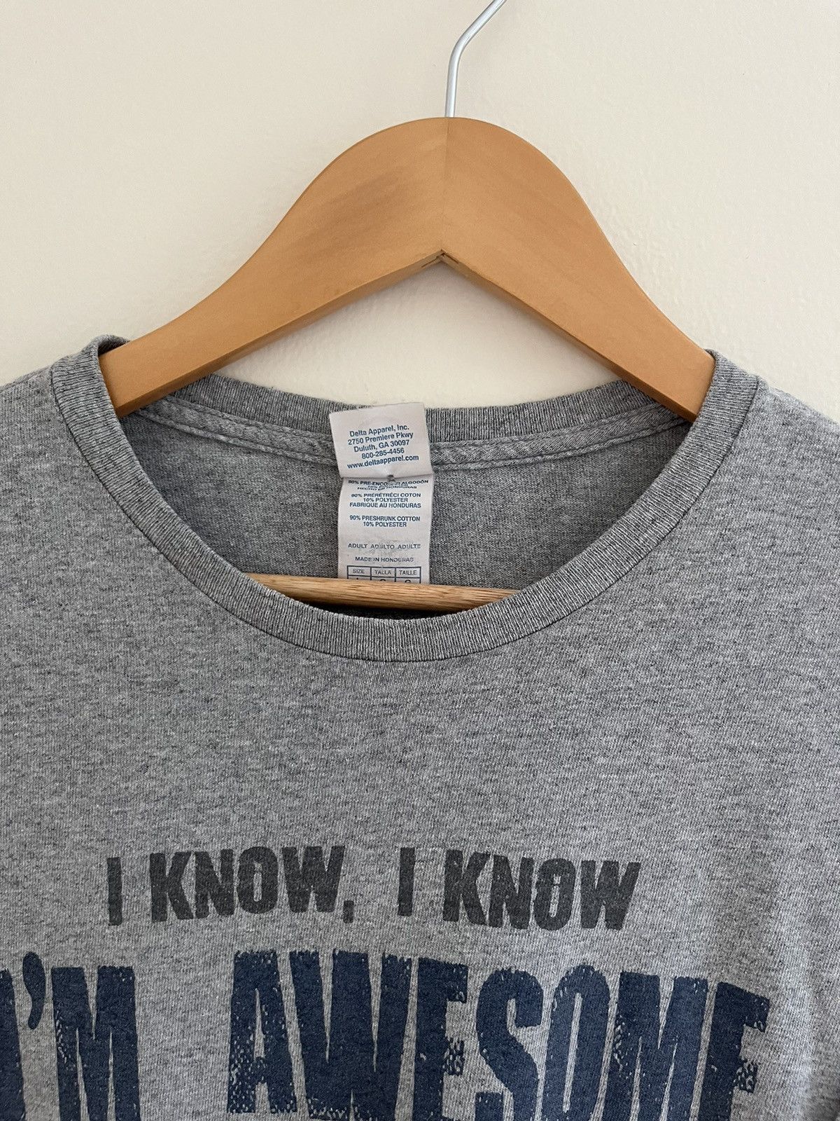Vintage VINTAGE Y2K ADULT “I’M AWESOME” DELTA T-SHIRT Size US L / EU 52-54 / 3 - 8 Thumbnail