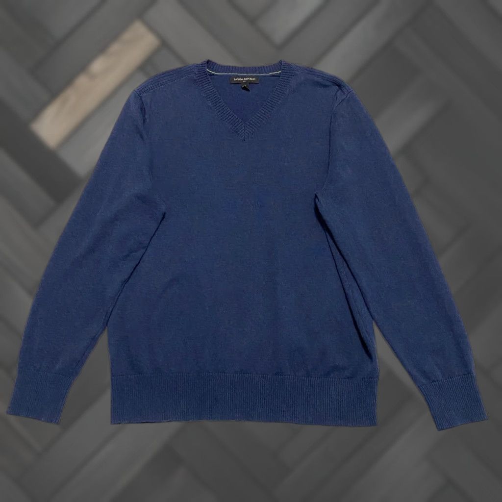 Banana Republic Banana Republic Mens V-Neck Sweater Long Sleeve Medium Blue Cotton Knit Pullover Casual Classic All Seasons Size US M / EU 48-50 / 2 - 1 Thumbnail