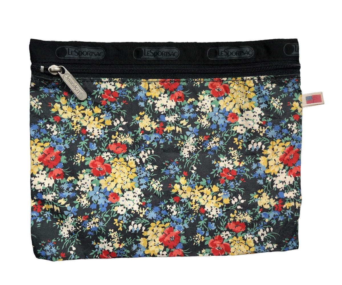 LeSportsac Lesportsac Floral Travel Pouch Bag Made In Usa Size ONE SIZE - 1 Thumbnail