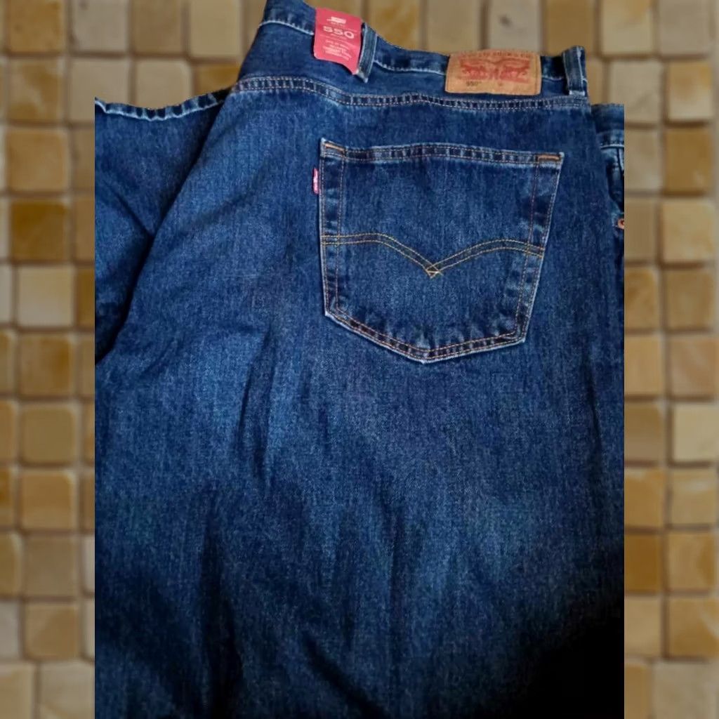 Levi's Levi's 550 Jeans Relaxed Blue 54x29 Slim? No—Tapered Leg Relaxed Fit Levi's 550 Jeans Navy Blue Size 54 Inseam 29 Adults Mens 015500013 Size US 38 / EU 54 - 1 Preview