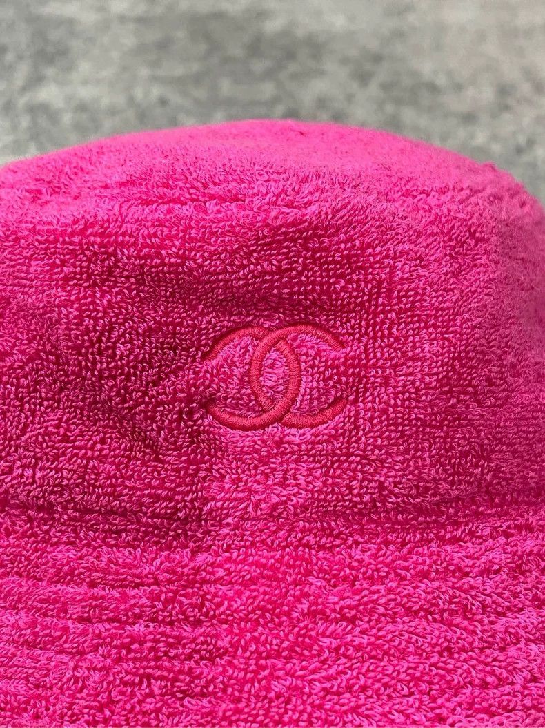 Chanel Chanel Pink embroidered double C towel fisherman's hat Size ONE SIZE - 2 Thumbnail