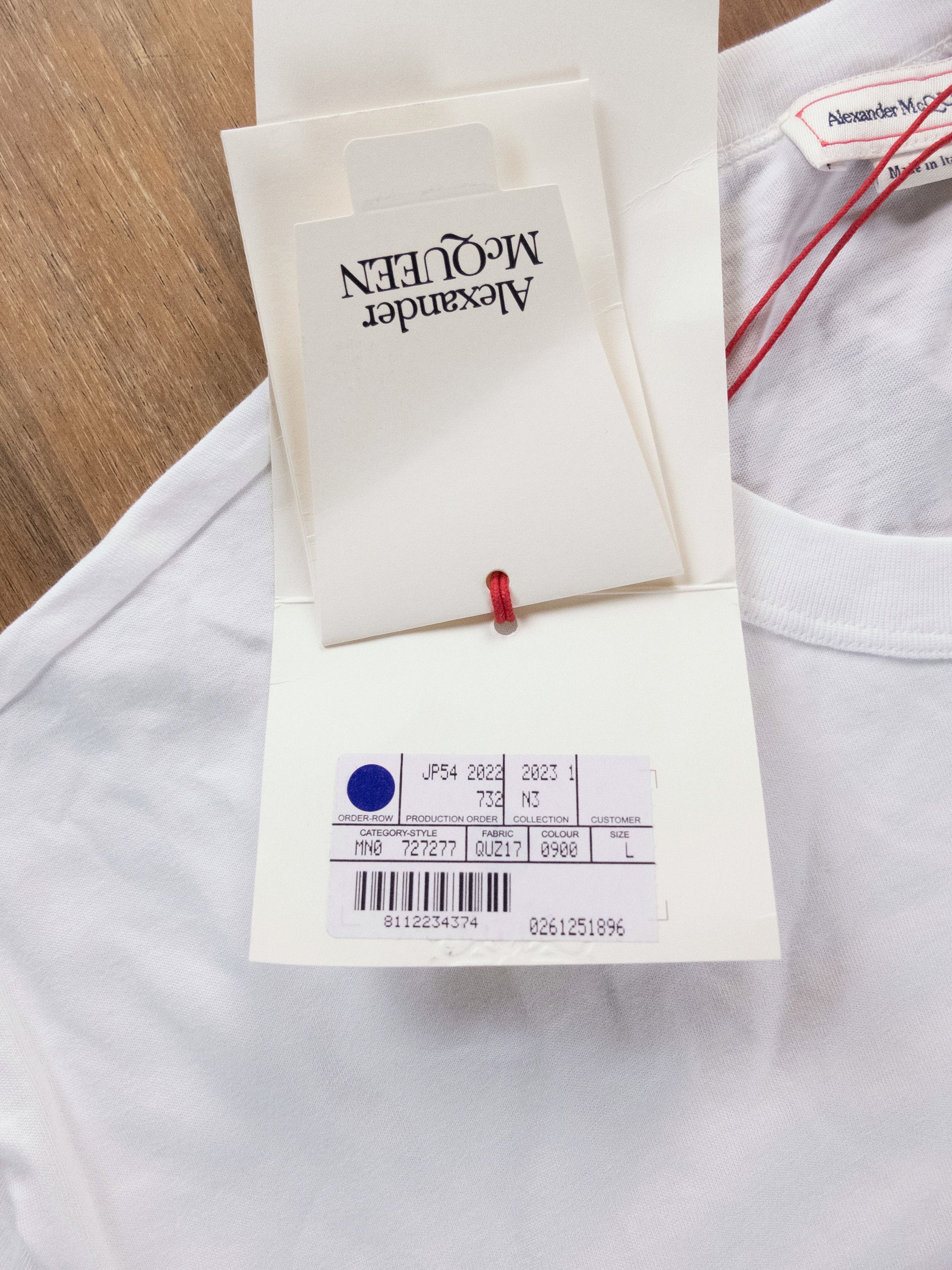 Alexander McQueen ALEXANDER MCQUEEN white Triple Iconic Logo t-shirt Large q Size US L / EU 52-54 / 3 - 5 Thumbnail