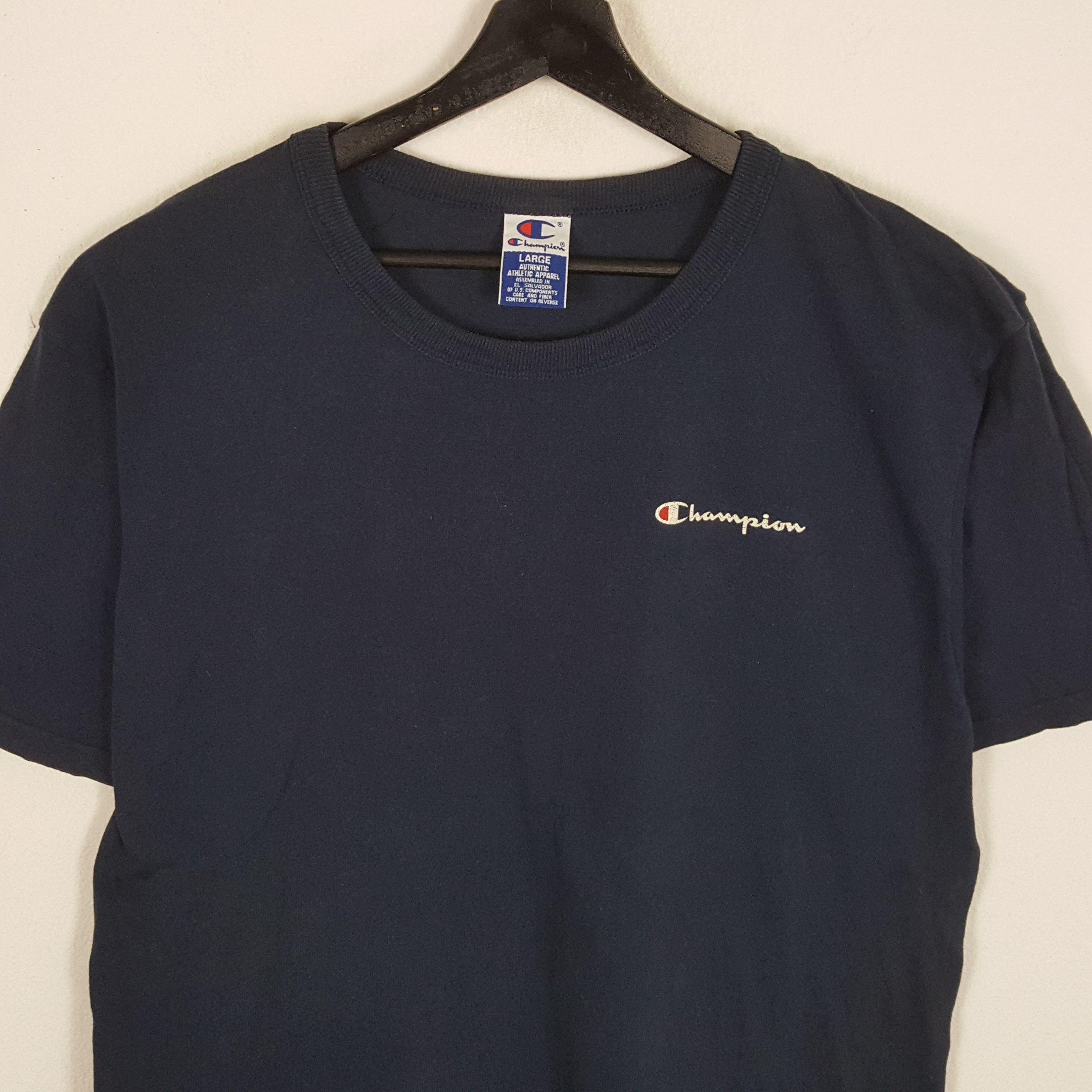 Champion × Vintage CHAMPION Small Spellout Design Tshirt Size US XL / EU 56 / 4 - 2 Thumbnail