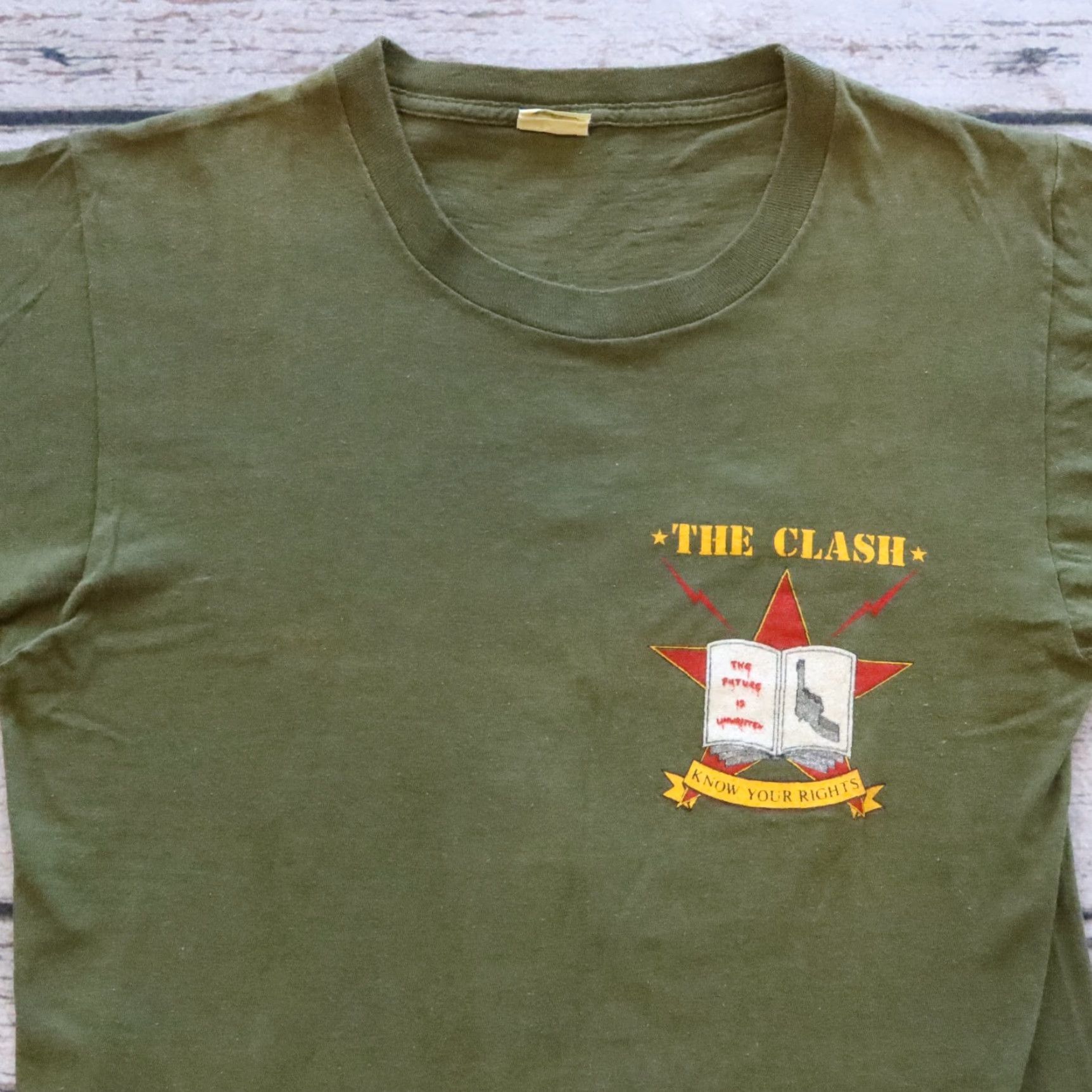 Vintage VINTAGE The Clash Know Your Rights North American Campaign 1982 T-Shirt Shirt Mens L Green Size US L / EU 52-54 / 3 - 3 Thumbnail