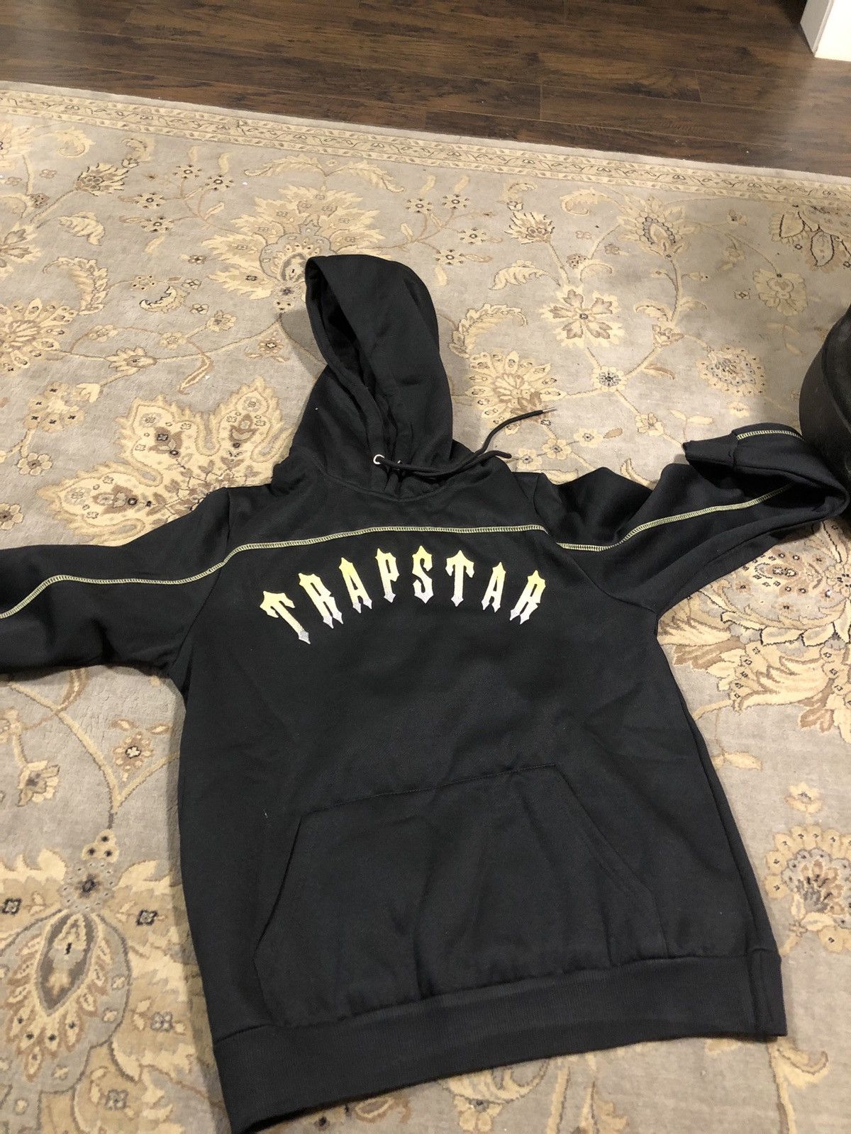 Black trapstar 2025 hoodie