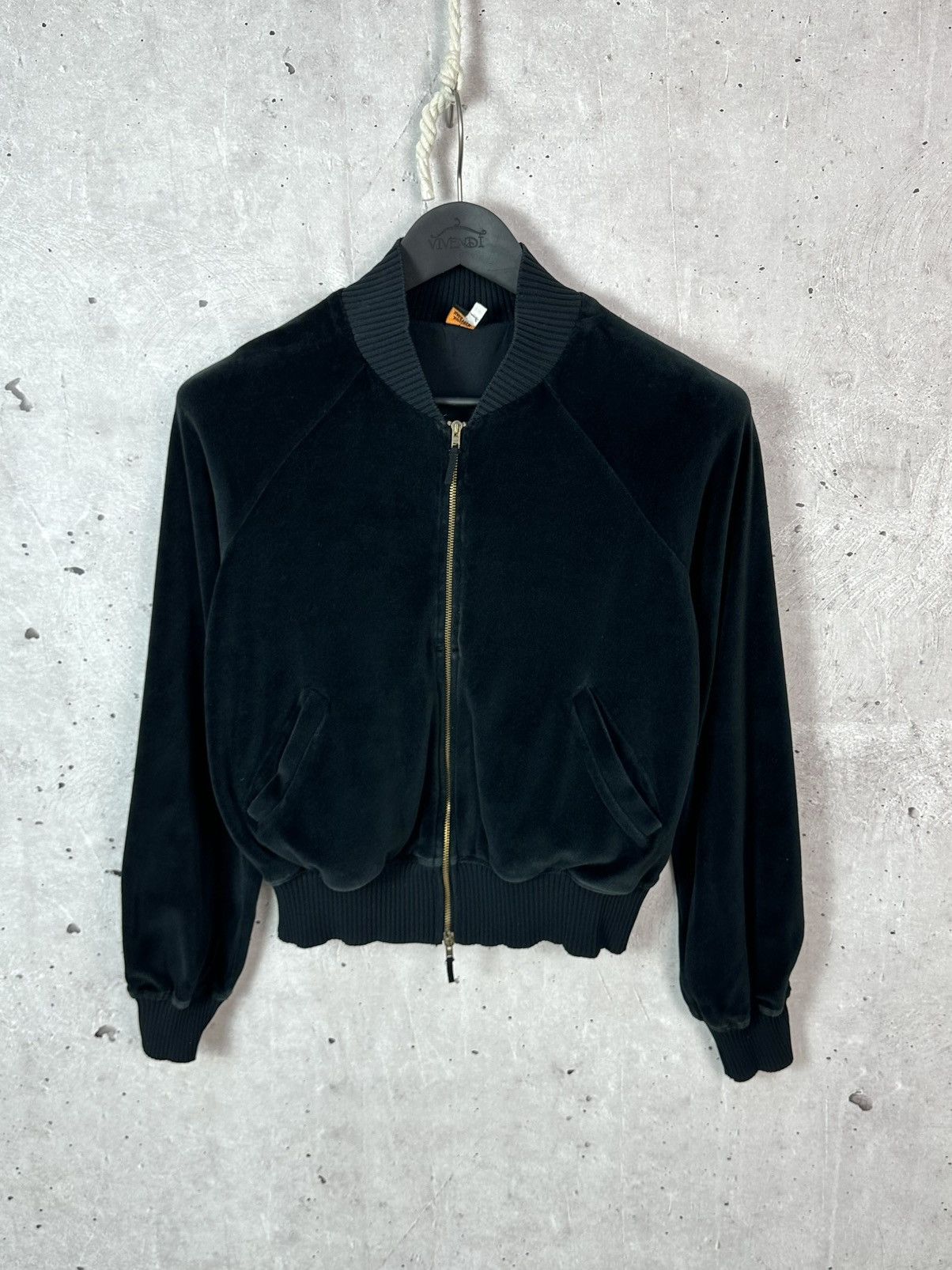 Vintage Jean Paul Gaultier Soleil Vintage Parrots Velour WMNS Bomber Size L / US 10 / IT 46 - 2 Thumbnail