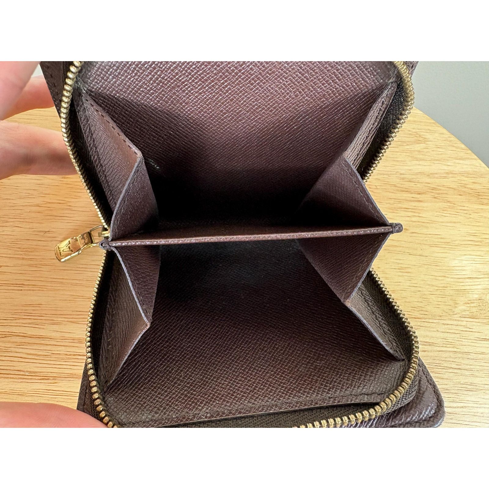Louis Vuitton Authentic Louis Vuitton Compact Zip Damier Ebene Wallet Size ONE SIZE - 5 Thumbnail