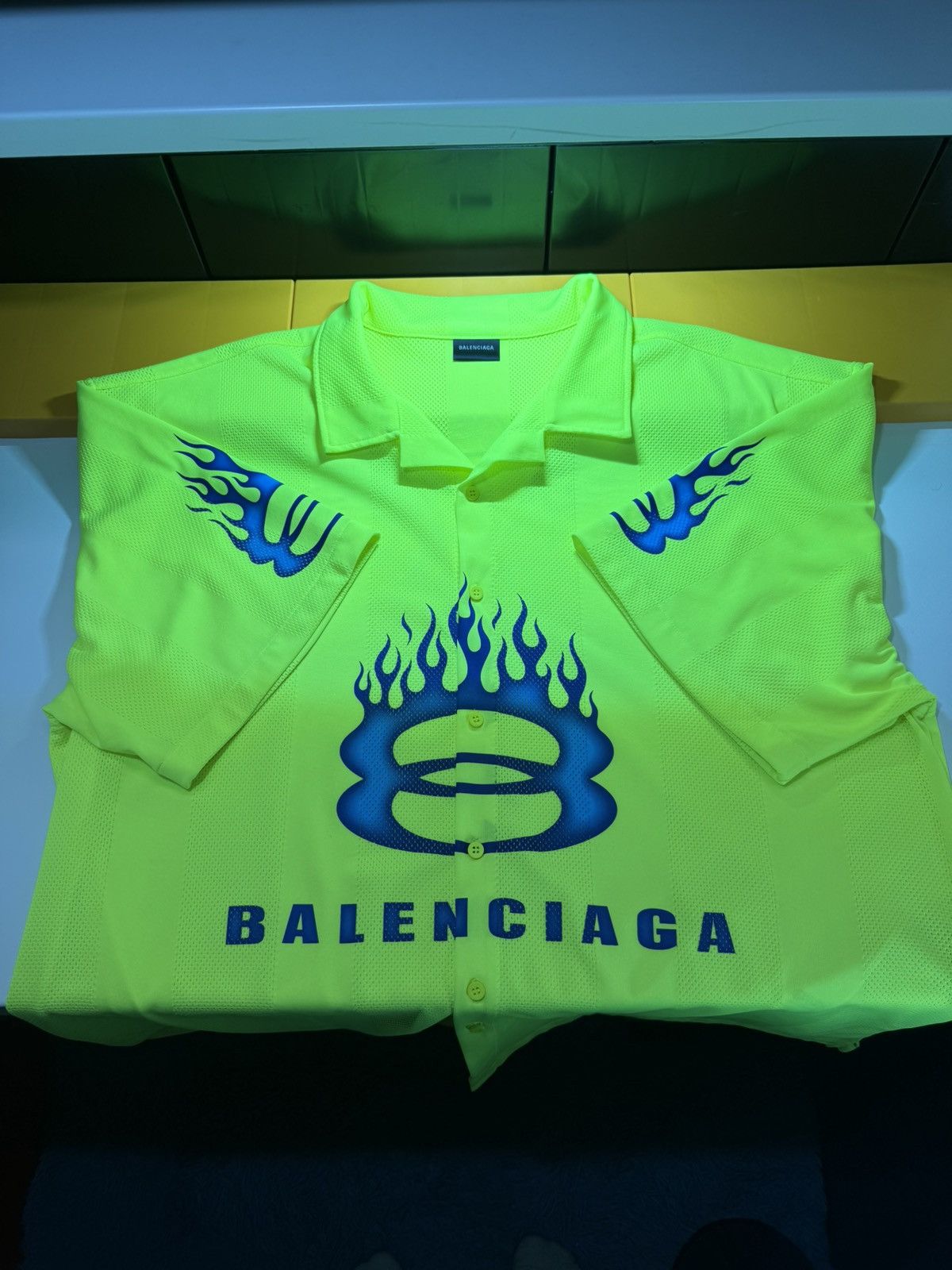 Balenciaga Balenciaga Fluo Yellow Striped Mesh Shirt Size L Size US L / EU 52-54 / 3 - 8 Thumbnail