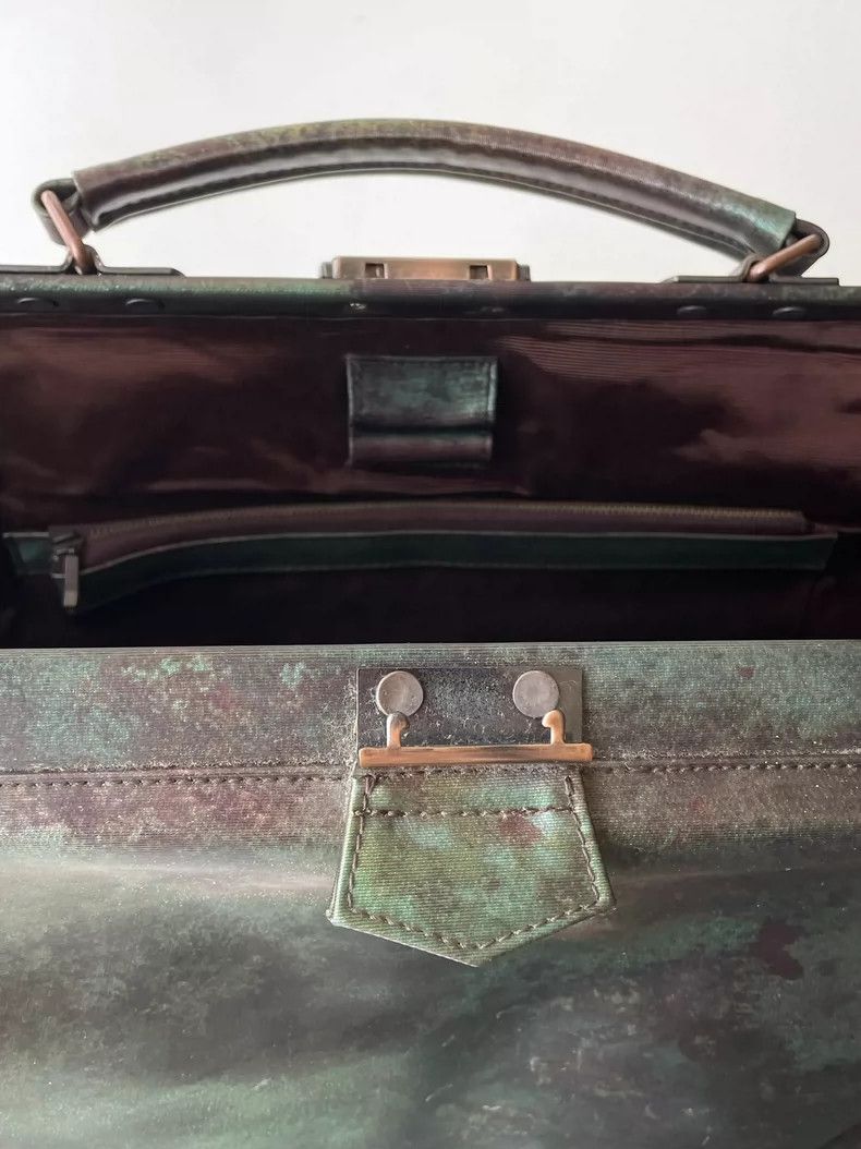 Jean Paul Gaultier Jean Paul Gaultier Jade Worm Doctor Bag 2504-Nextarrow Size ONE SIZE - 8 Thumbnail