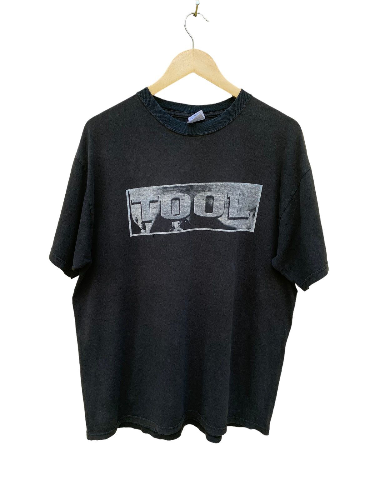 Band Tees Vintage tool schism band t shirt Size US XL / EU 56 / 4 - 1 Thumbnail