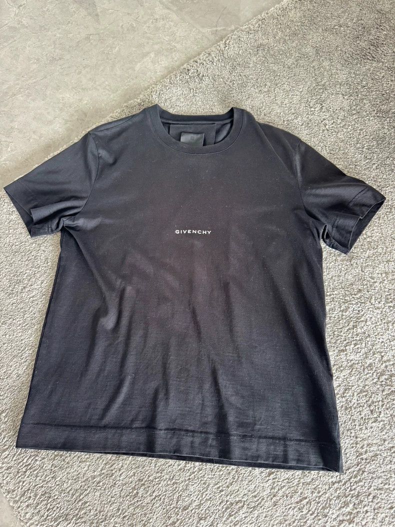 Givenchy Givenchy Black Short Sleeve 2506-Nextarrow Size US L / EU 52-54 / 3 - 1 Thumbnail