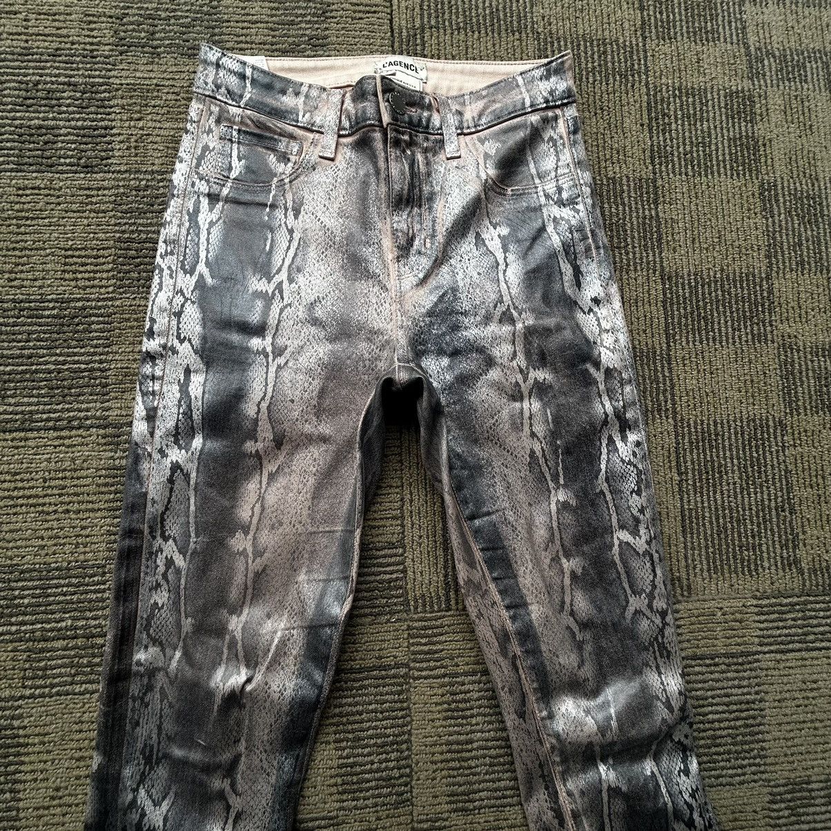 L'AGENCE L’Agence Margot Skinny Snakeskin Metallic Pink Pants Size 25" / US 0 / IT 36 - 2 Thumbnail