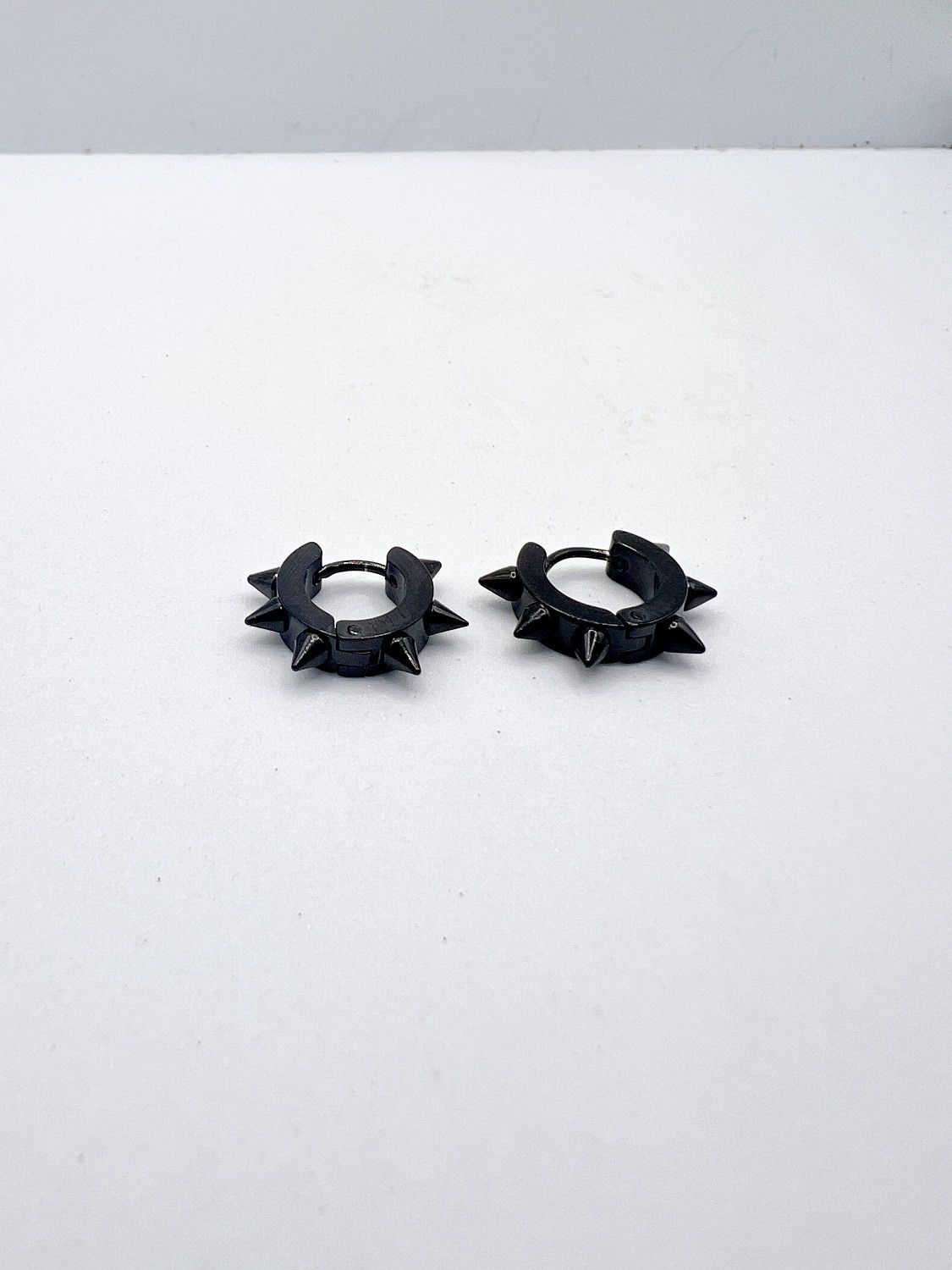 Jewelry Spike Punk Round Stainless Steel Earrings Size ONE SIZE - 3 Thumbnail