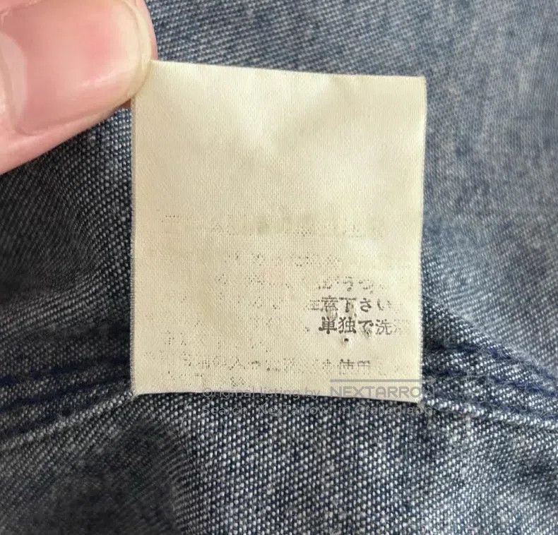 Yohji Yamamoto Yohji Yamamoto size os 90s Floral Neck Denim Shirt Size US M / EU 48-50 / 2 - 7 Thumbnail