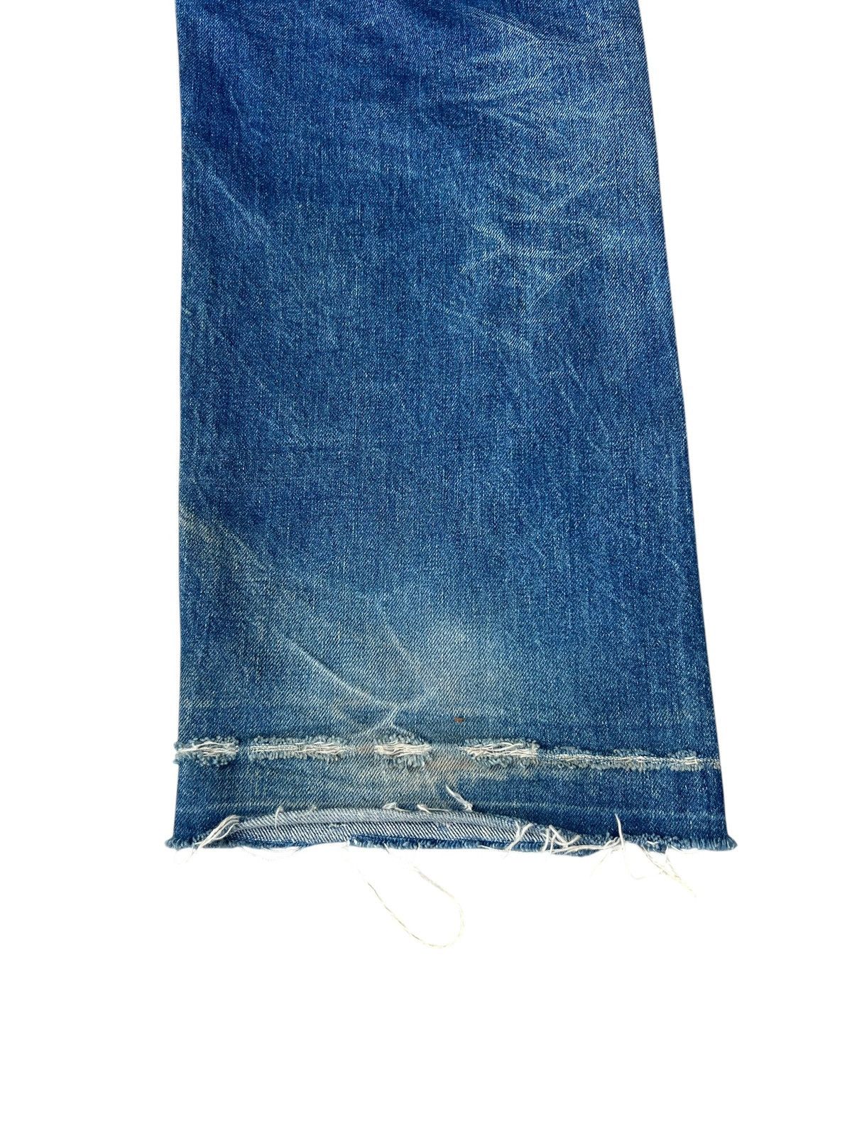 Levi's Vintage Clothing Trashed 90s LVC Levi’s 501 XX Big E Mud Denim Selvedge Jeans Size US 32 / EU 48 - 22 Thumbnail