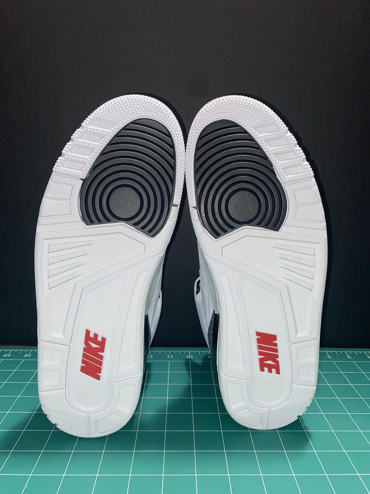 Jordan Brand × Nike Air Jordan 3 SE-T 'Fire Red' Japan Exclusive Size US 9.5 / EU 42-43 - 7 Thumbnail