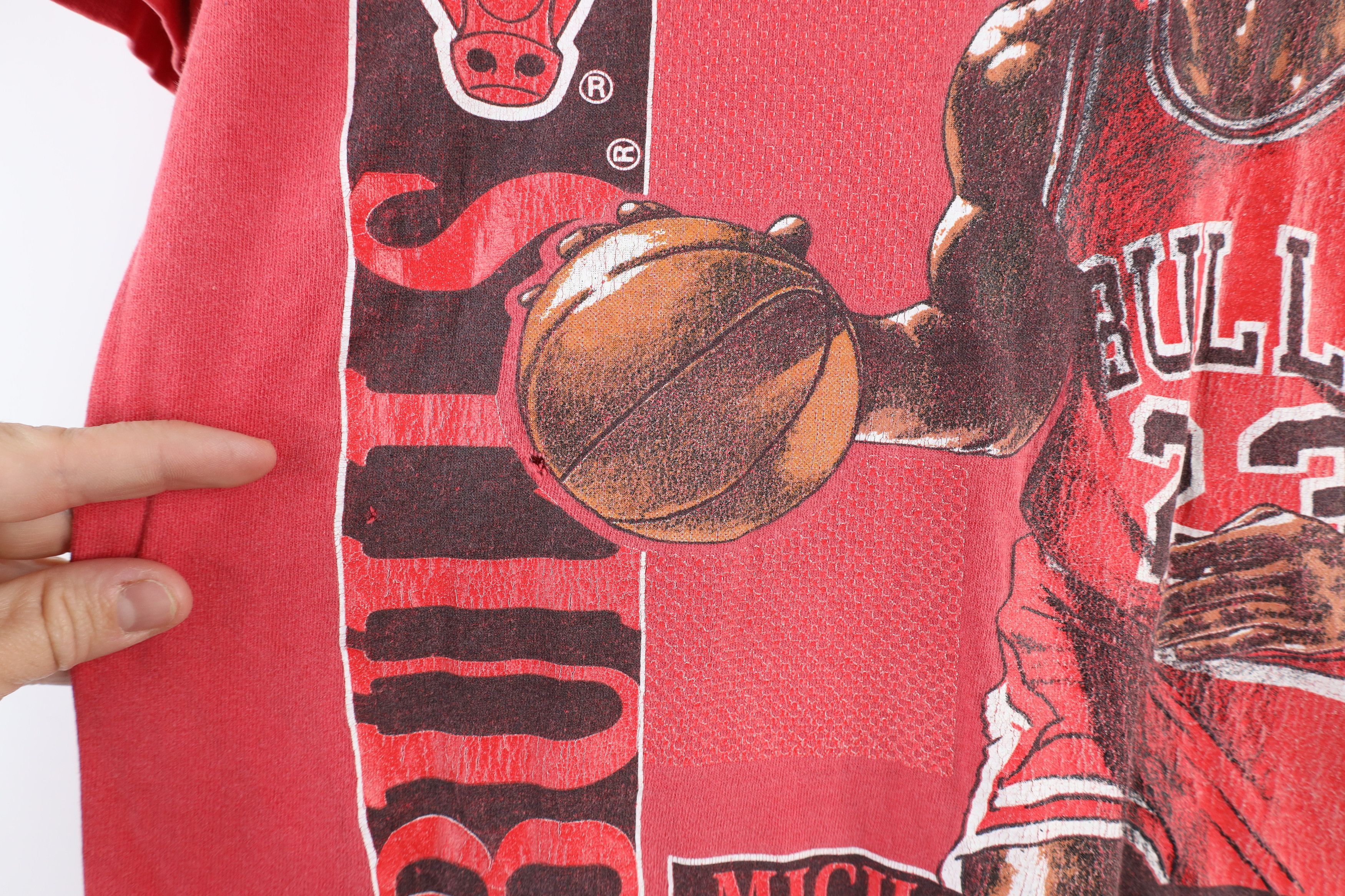 Vintage Vintage 90s Jordan Chicago Bulls Basketball T-Shirt USA Size US M / EU 48-50 / 2 - 7 Thumbnail