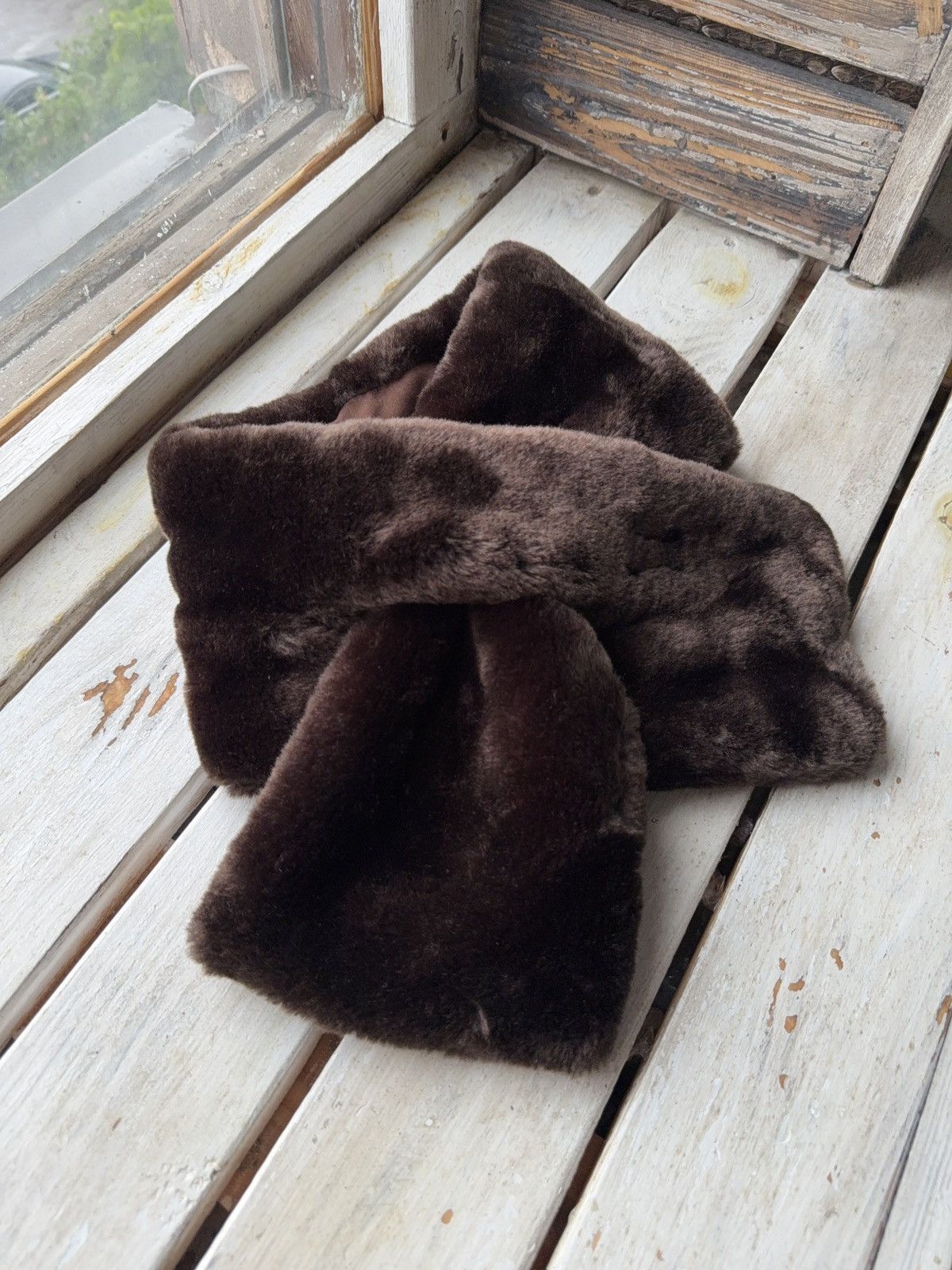 Ugg UGG Brown Faux Fur Muffler Scarf – Y2K Cozy Winter Wrap Size ONE SIZE - 1 Thumbnail