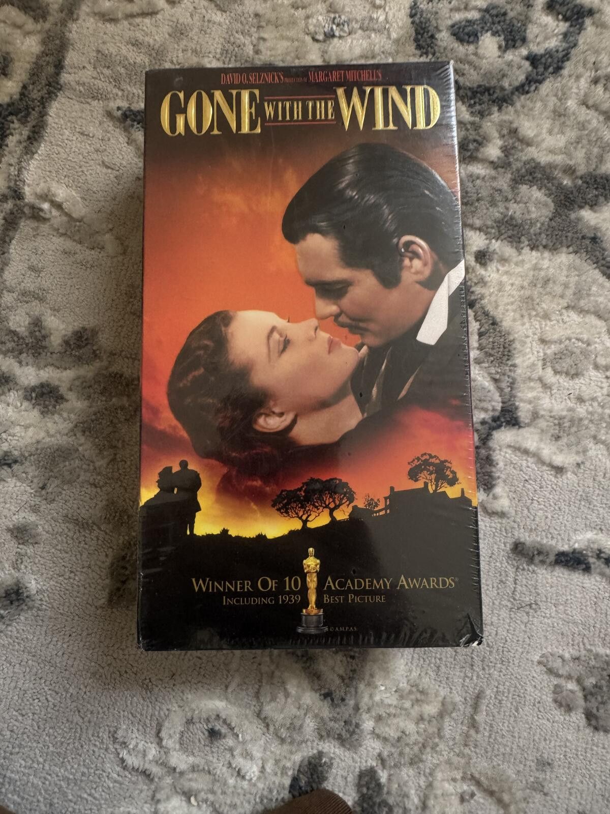 Other Gone with the Wind VHS Tape - Classic Movie Size ONE SIZE - 1 Thumbnail