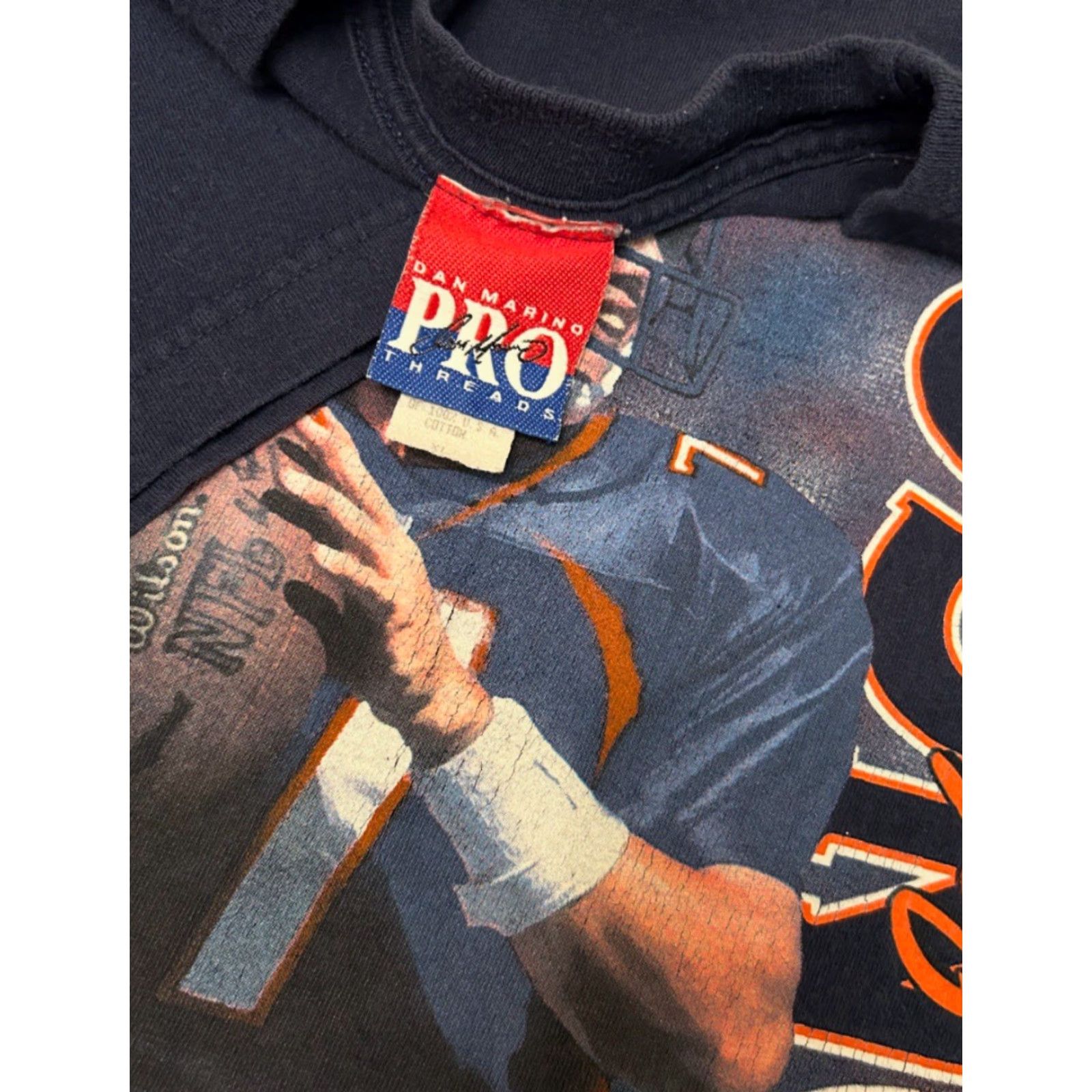 NFL VINTAGE Denver Broncos John Elway NFL 1997 VTG Shirt Mens XL Blue 90s Football Sports T-Shirt Mens Size US XL / EU 56 / 4 - 3 Thumbnail