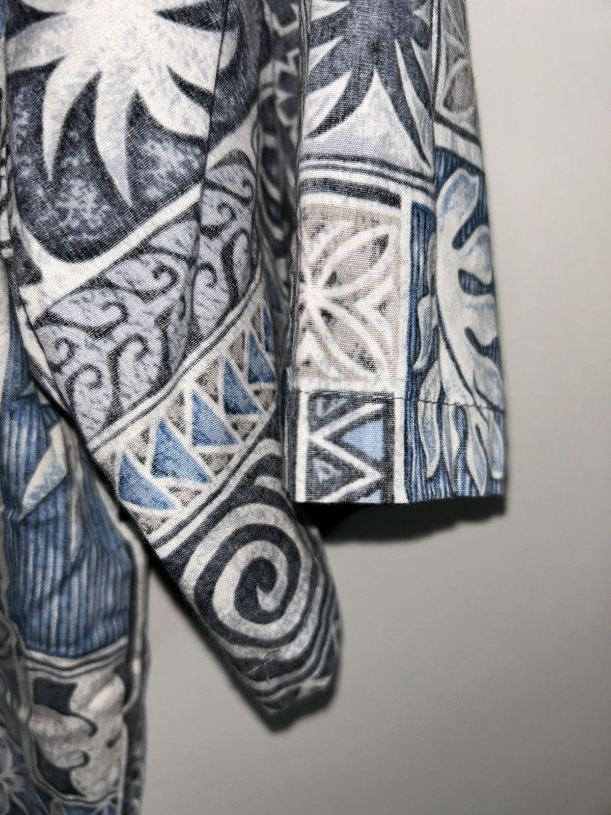 Vintage Royal Creations Aloha Hawaii Open Collar Shirt Blue Tapa Size US L / EU 52-54 / 3 - 9 Thumbnail