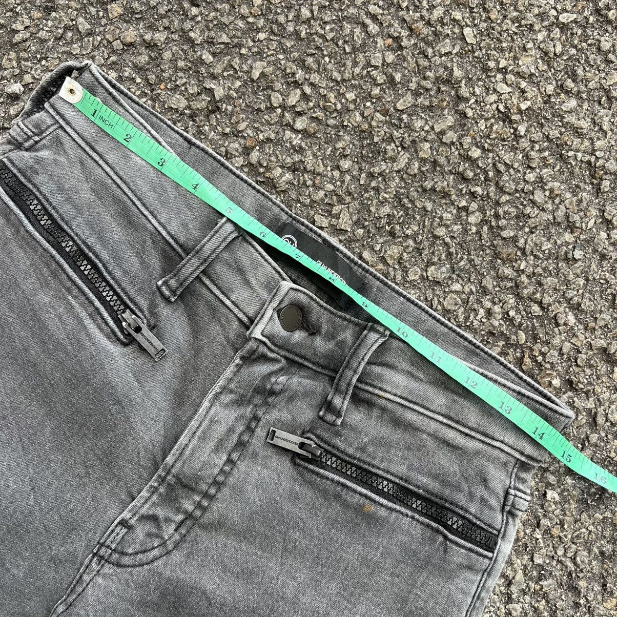 GU × Undercover Undercover × GU Damage Jeans Gray Pants Distressed Size US 28 / EU 44 - 5 Thumbnail