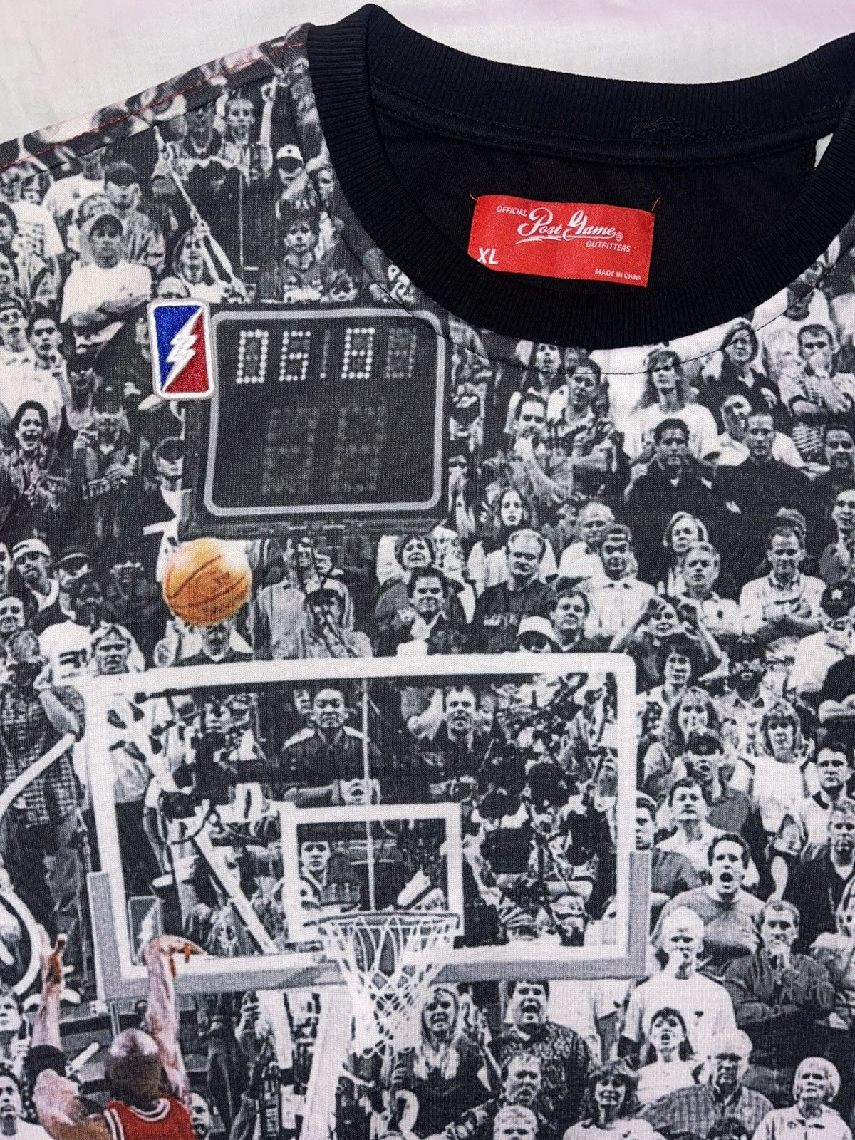 Post Game Post Game - Men’s - Michael Jordan The Shot Crew Neck-New-XL Size US XL / EU 56 / 4 - 3 Thumbnail
