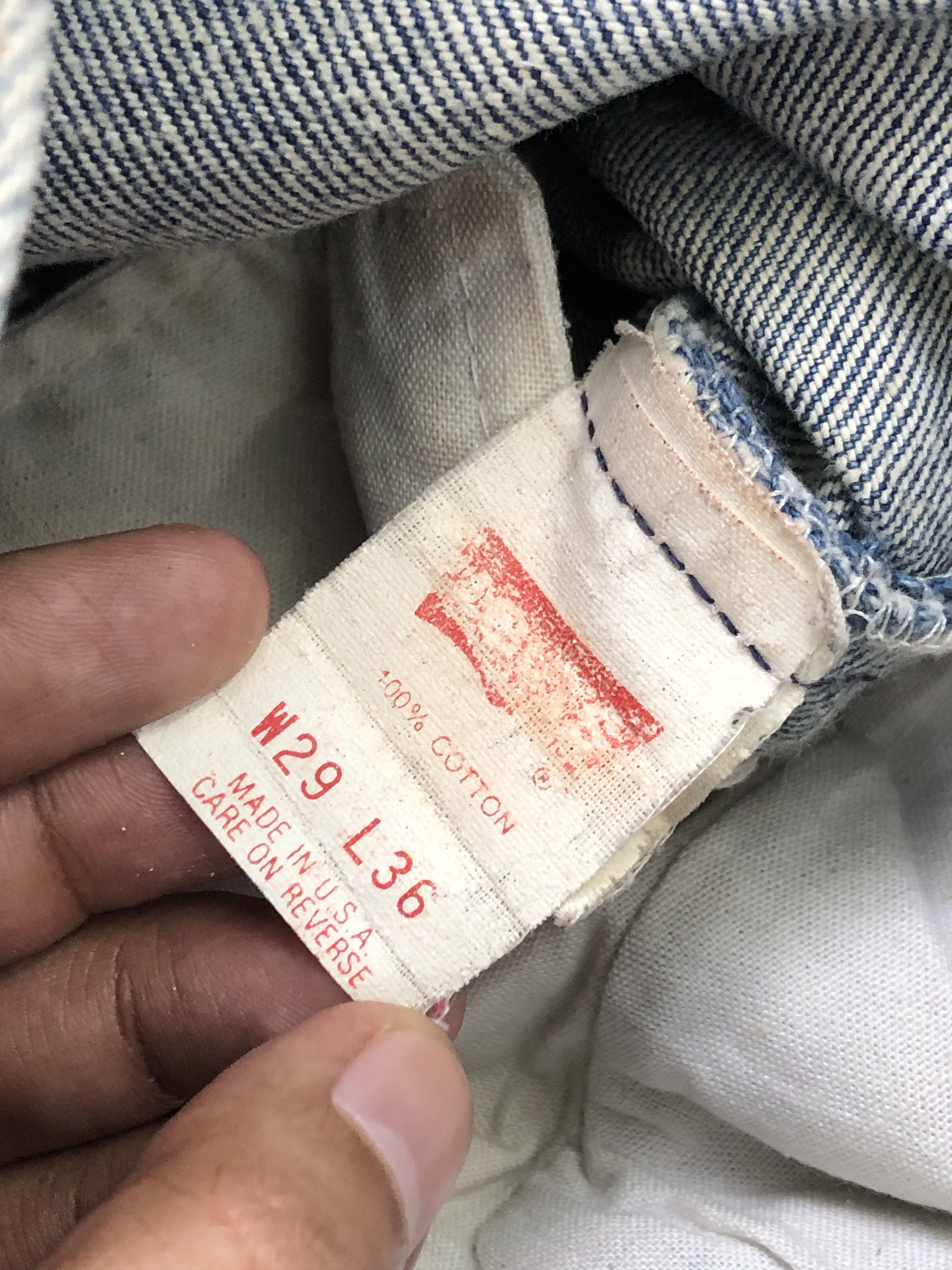 Levi's × Vintage Rusty Faded Blue Vintage 90s Levis 501 Jeans Size US 28 / EU 44 - 7 Thumbnail