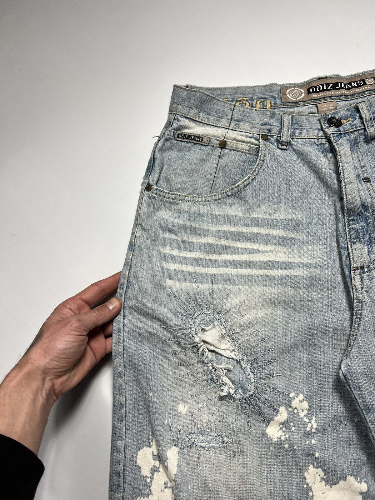 Vintage Vintage Noize Jeans Baggy Distressed Denim Shorts Size US 34 / EU 50 - 8 Thumbnail