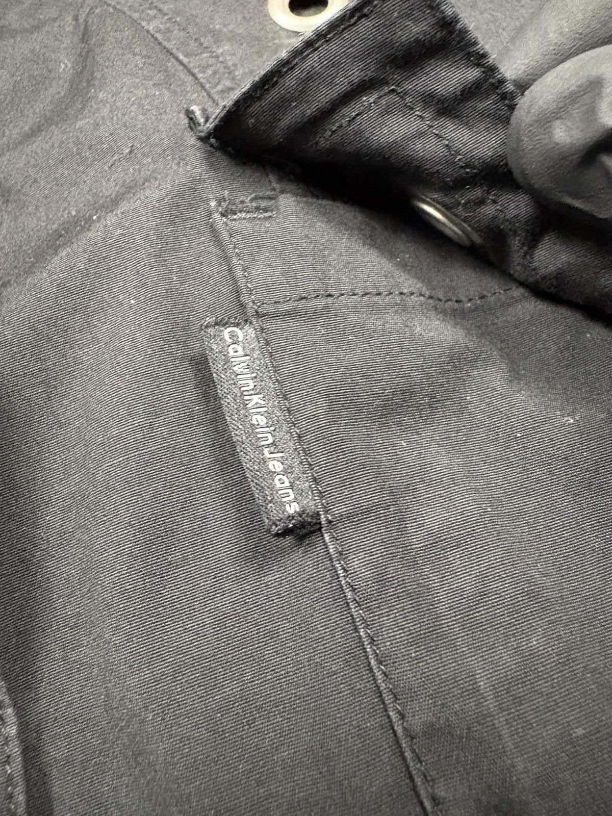 Calvin Klein Calvin Klein Jeans 00s Archival Eyelet Grommet Shirt Y2K VTG Size L / US 10 / IT 46 - 7 Thumbnail
