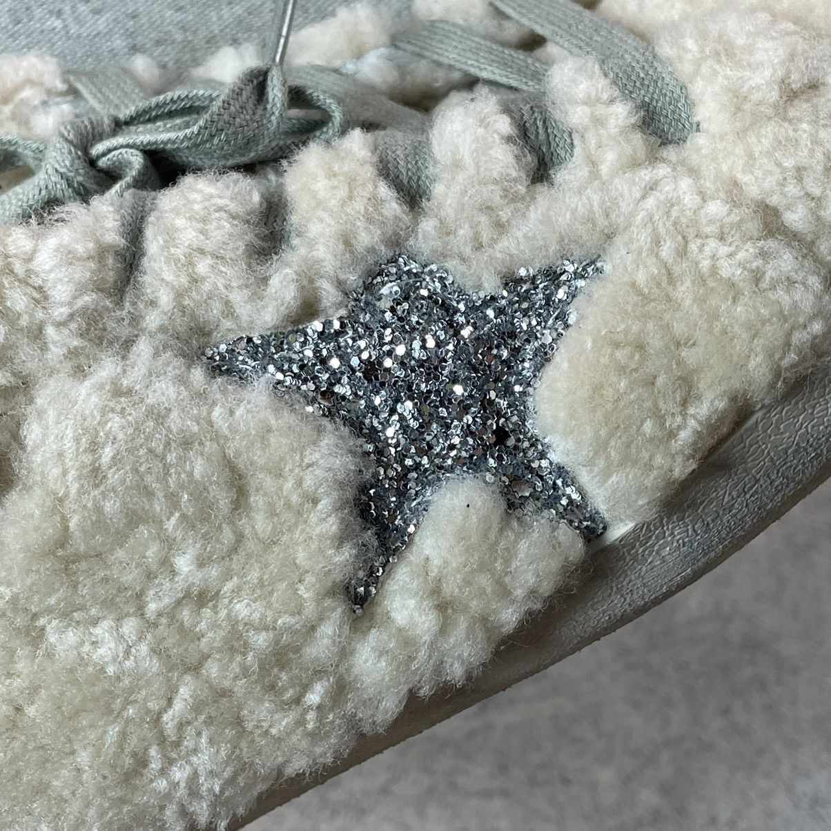 Golden Goose Golden Goose Fluffy Sneakers Size US 8 / IT 38 - 10 Thumbnail