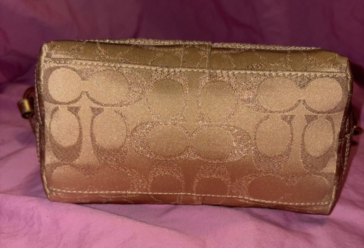 Coach Coach gold purse F0868–42019 Size ONE SIZE - 5 Thumbnail