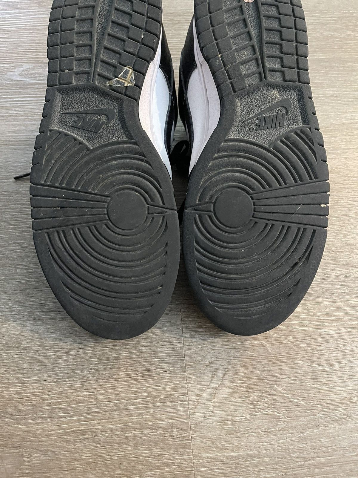 Nike Nike Dunk Low Black White Panda Used Size 8 No Box Size US 8 / EU 41 - 7 Thumbnail