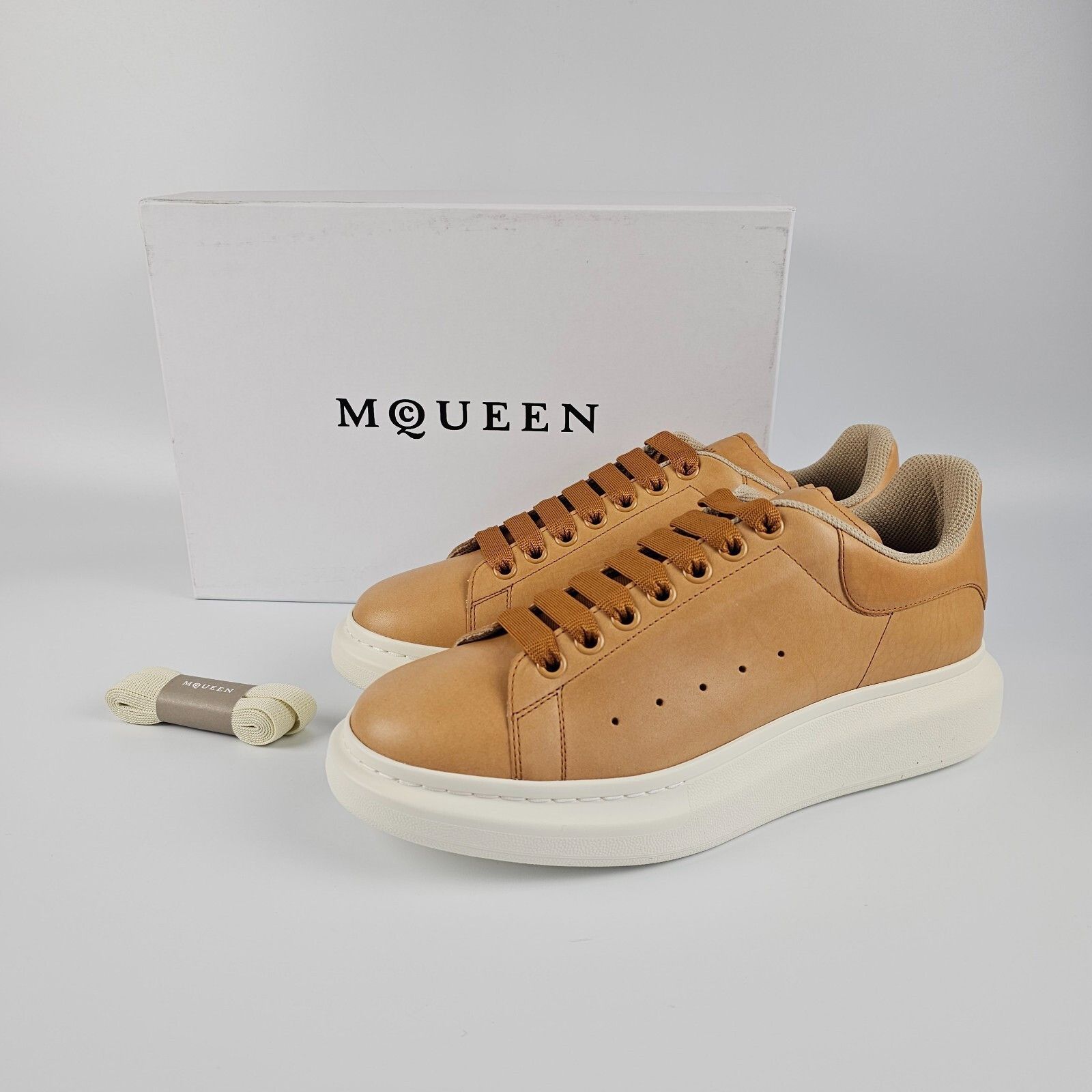 Alexander McQueen ALEXANDER MCQUEEN Oversized $830 Men's Light Brown Leather S Size US 11.5 / EU 44-45 - 2 Thumbnail