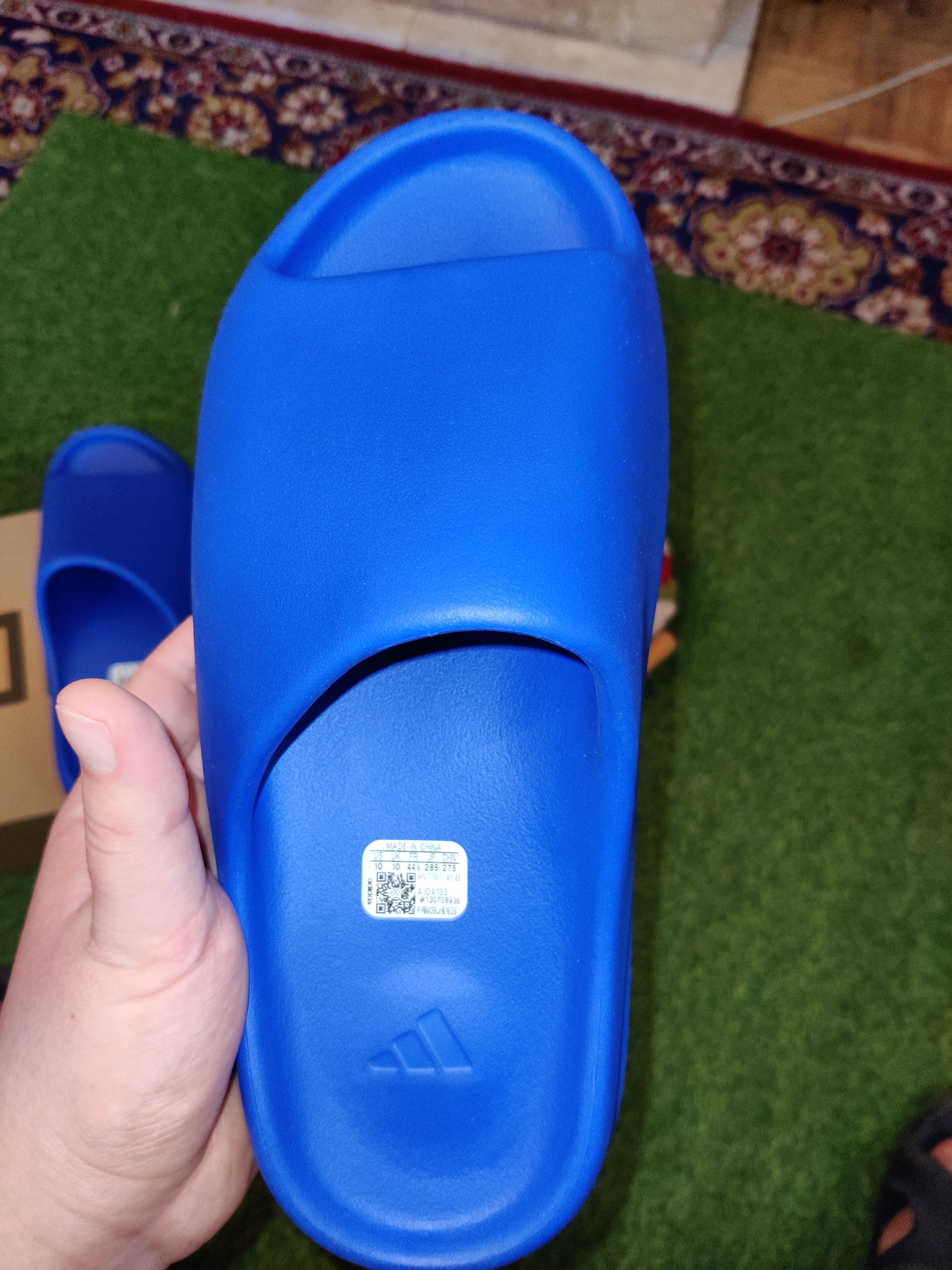 Yeezy Season Yeezy Slide Azure 44,5 DS | Grailed