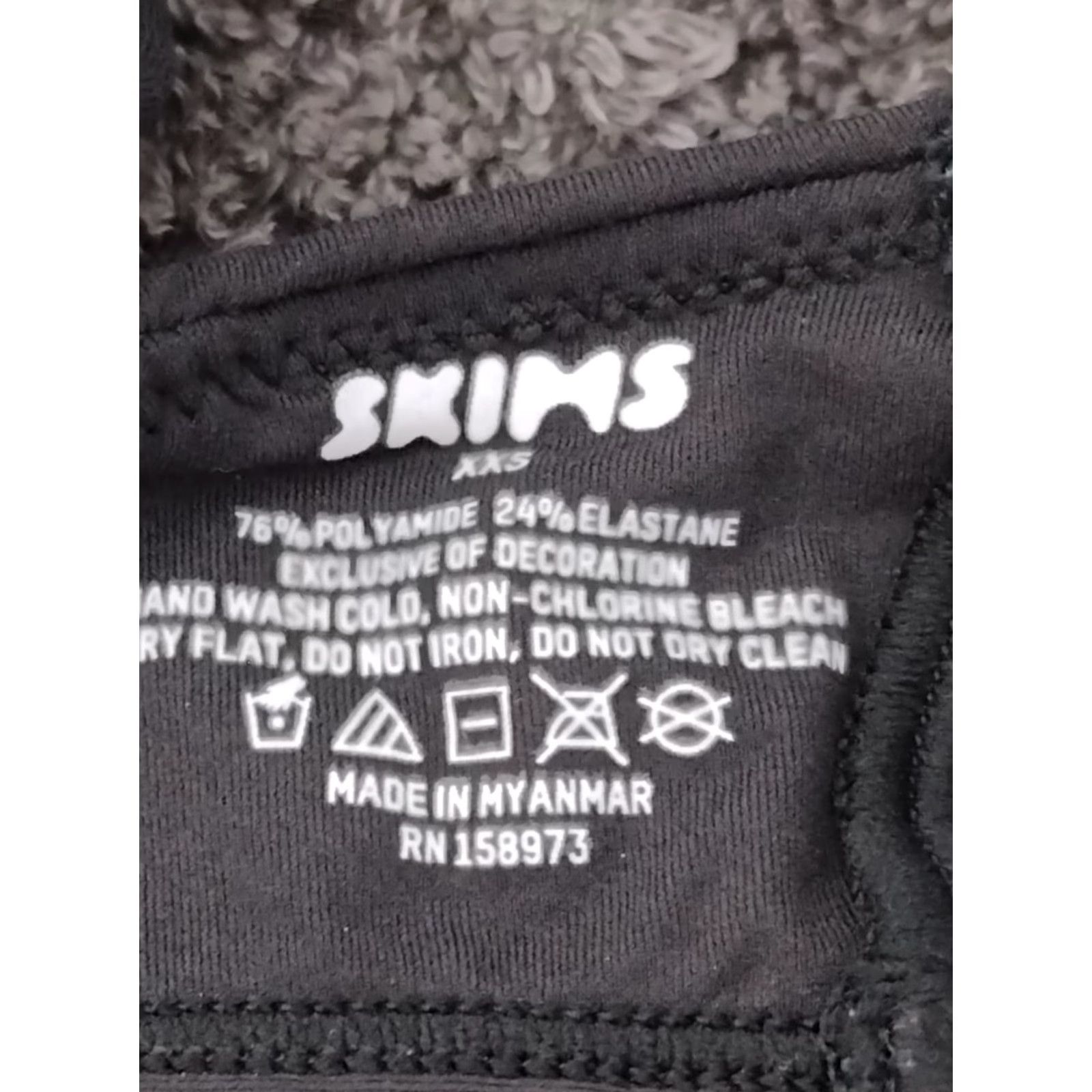 SKIMS SKIMS Bra Women's Fits Everybody Triangle Bralette Onyx XXS BR-TRI-2024 Size ONE SIZE - 6 Thumbnail