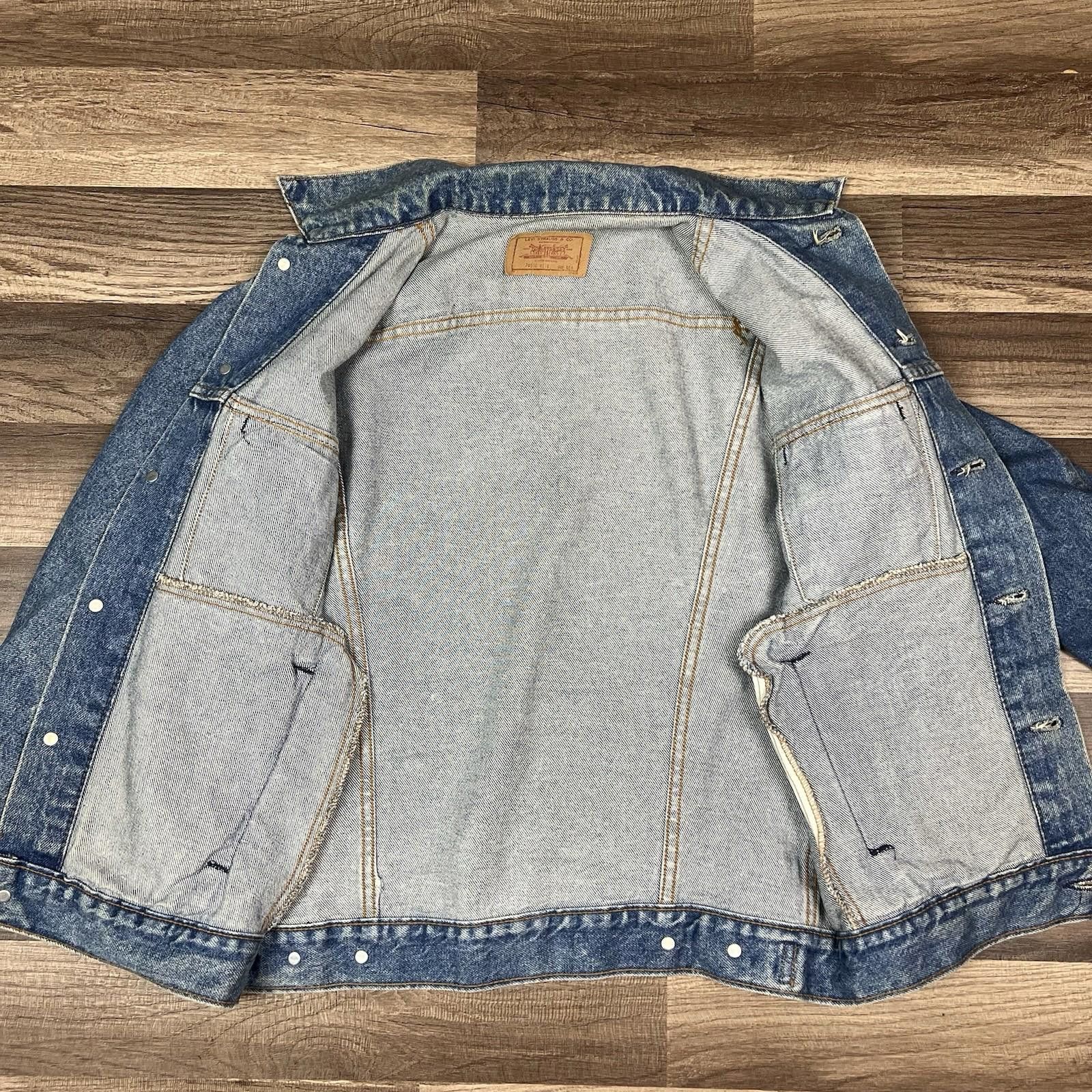 Levi's VTG Levis Denim Jacket Trucker Blue Jean USA Type III Sz 40R Size US M / EU 48-50 / 2 - 8 Thumbnail