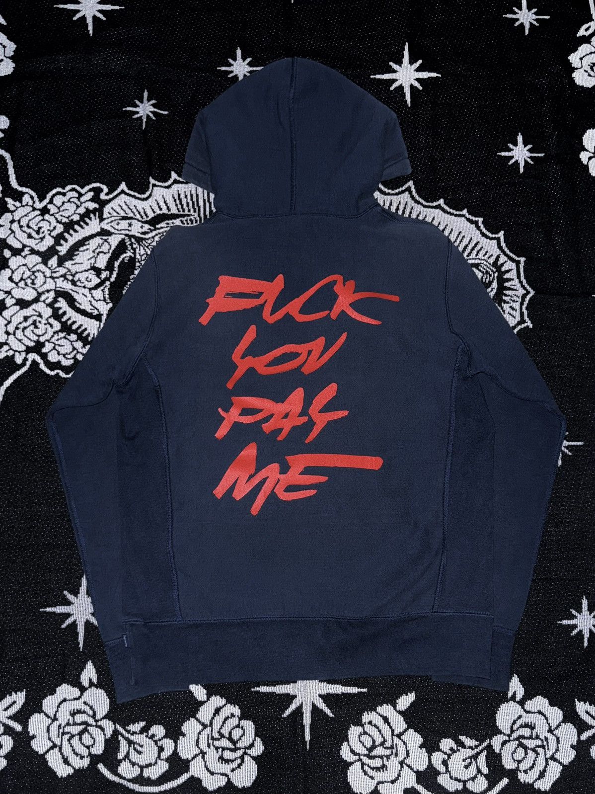 Supreme × Futura “Fuck You Pay Me” FS] supreme x futura “fuck you pay me” hoodie XL olive $250