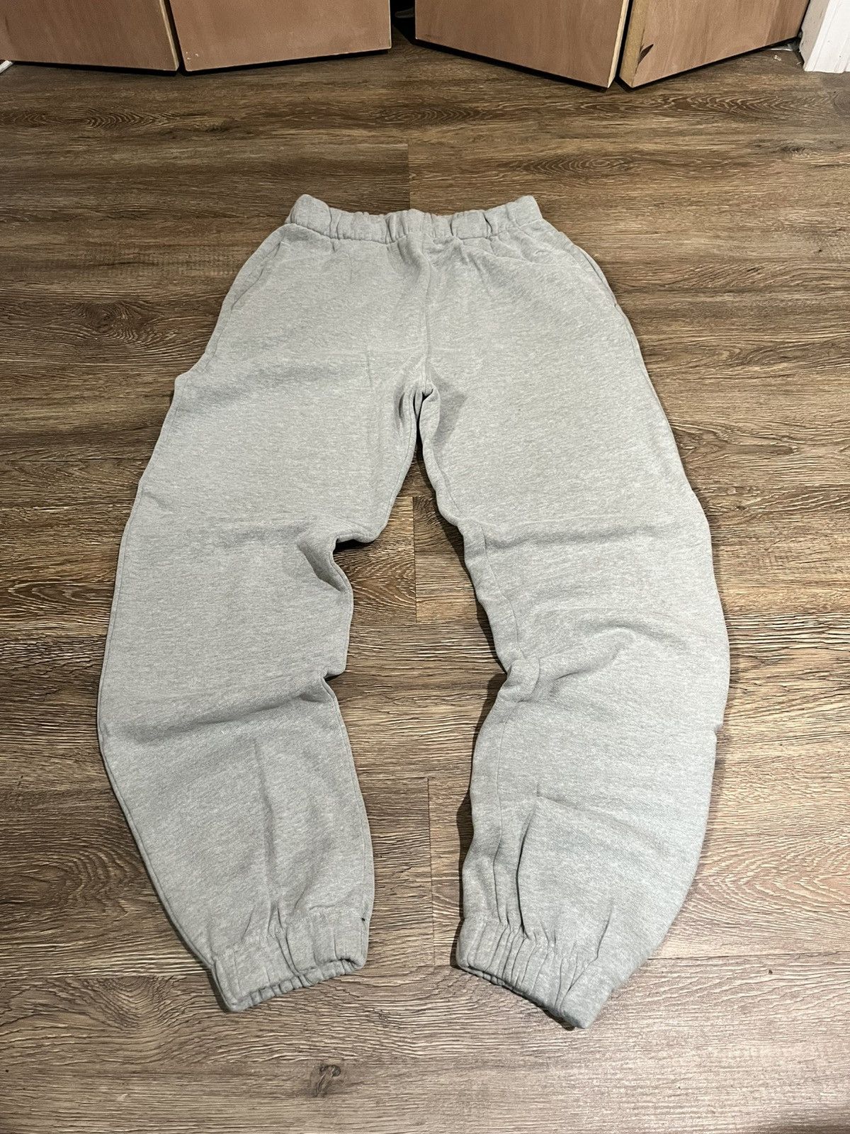Hollister Hollster grey sweatpant joggers Size US 28 / EU 44 - 1 Thumbnail