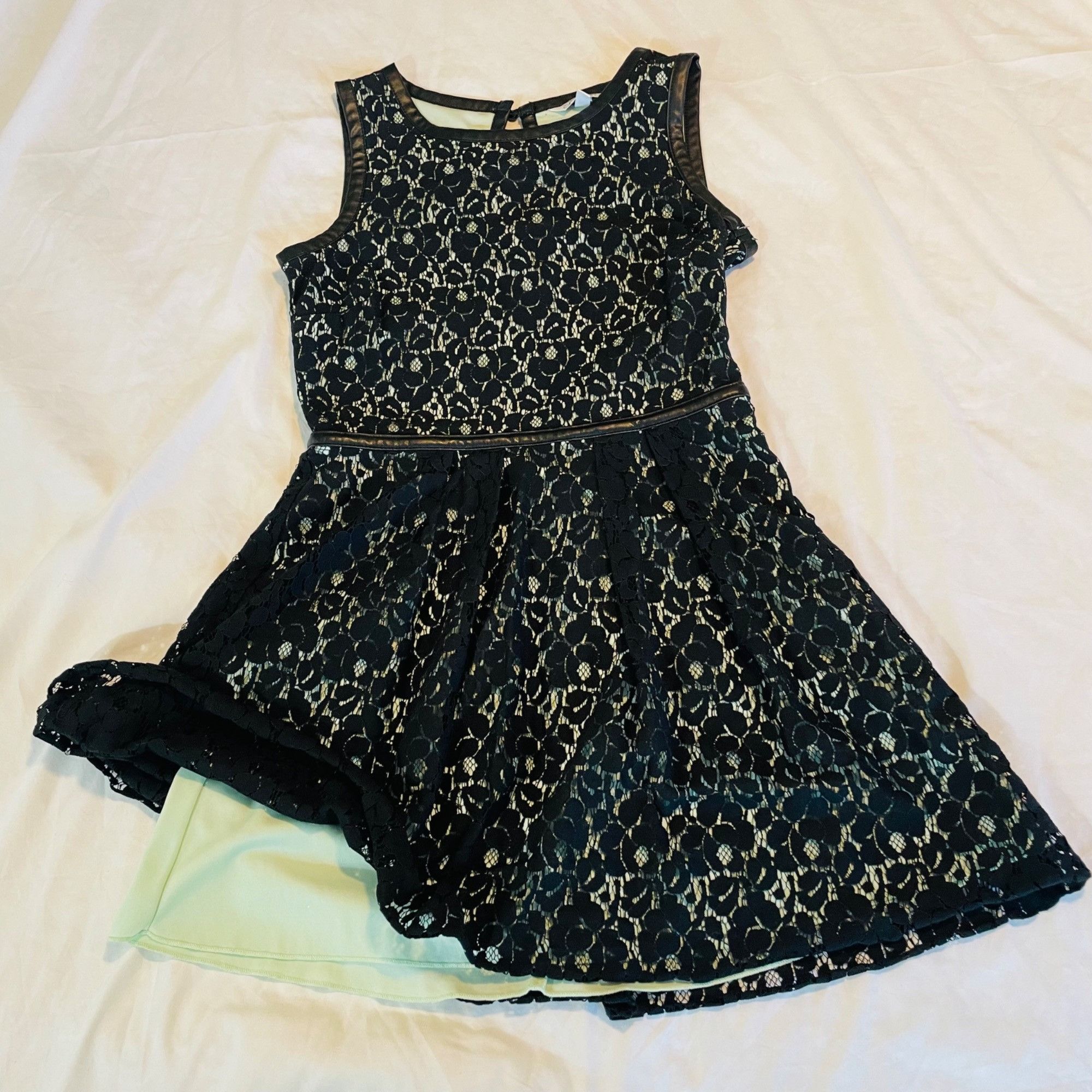 Other Black Lace Size 7 Sleeveless Dress Fit Flare Back Keyhole Gr Size M / US 6-8 / IT 42-44 - 2 Thumbnail
