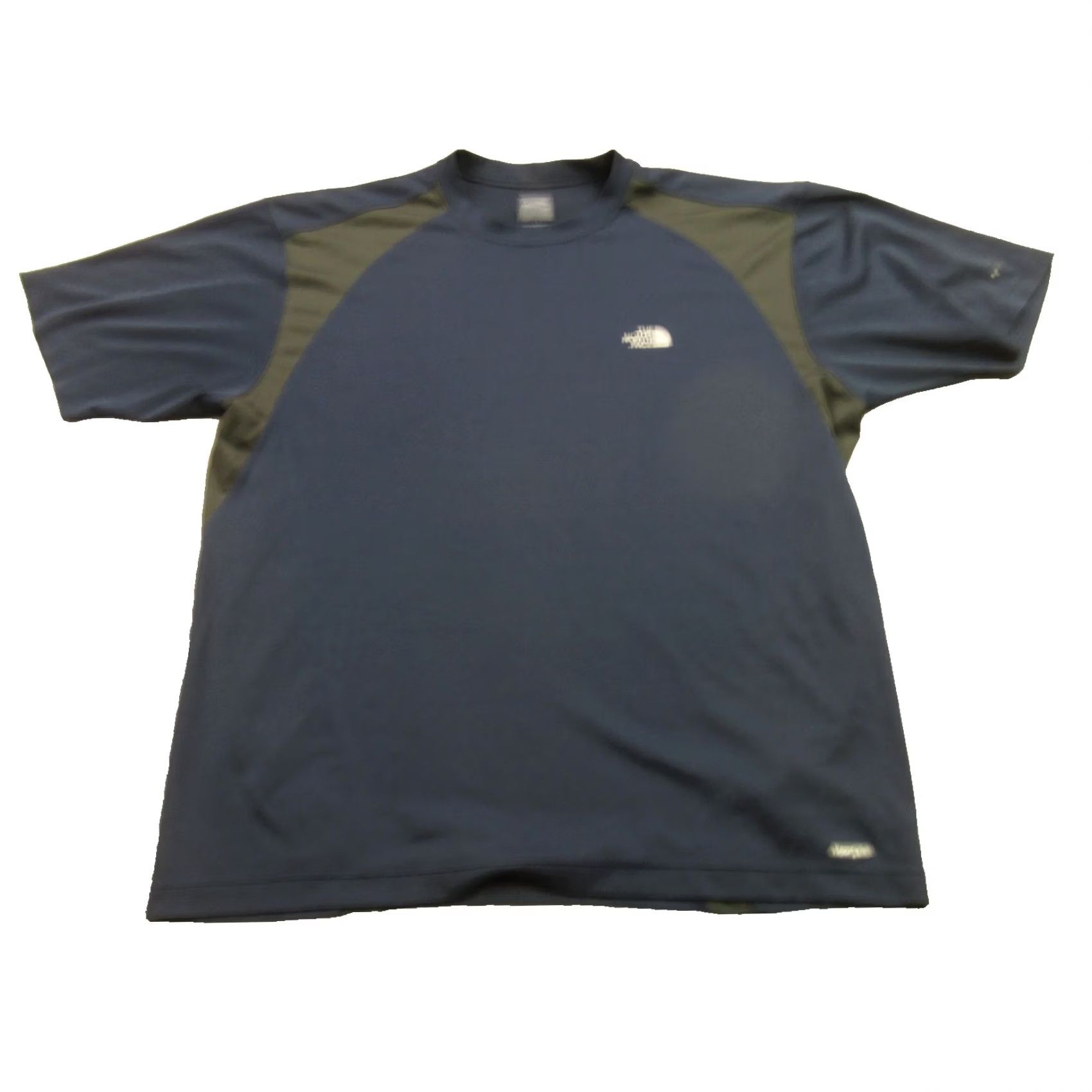 The North Face The North Face Shirt Mens Large Blue Short Sleeve Crew Neck Casual Lightweight Size US L / EU 52-54 / 3 - 2 Thumbnail