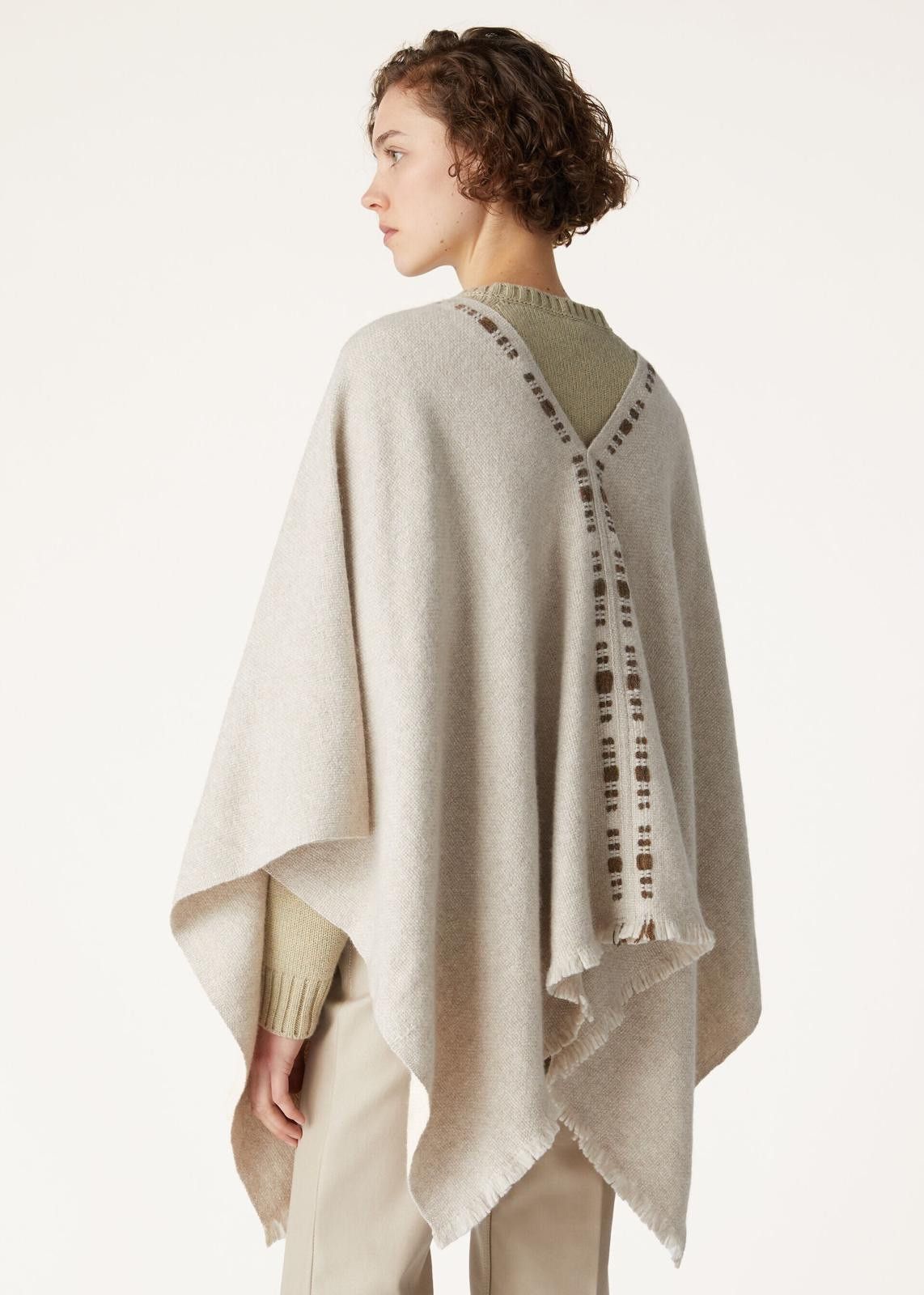 Loro Piana o1srvl11e0125 FAO1051 Size: OS/ Short Poncho in Beige Size ONE SIZE - 2 Thumbnail