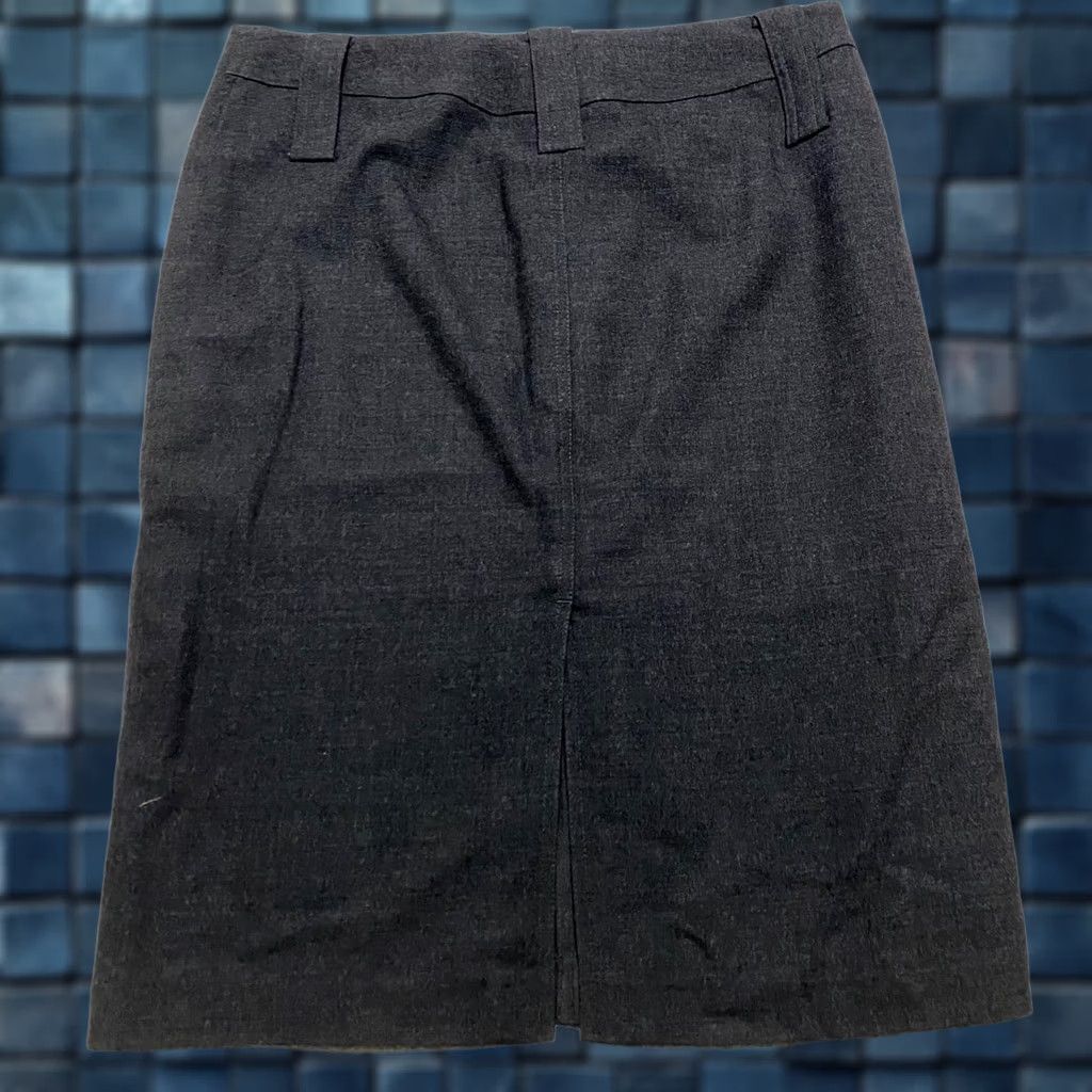 Express Express Skirt Knee Length Wool Black Gray Pencil Straight Womens Size 8 Stretch Pockets Lined Rise Mid 656 Size 30" / US 8 / IT 44 - 1 Thumbnail